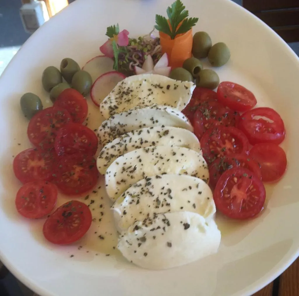 Food and drinks in Hotel Americana