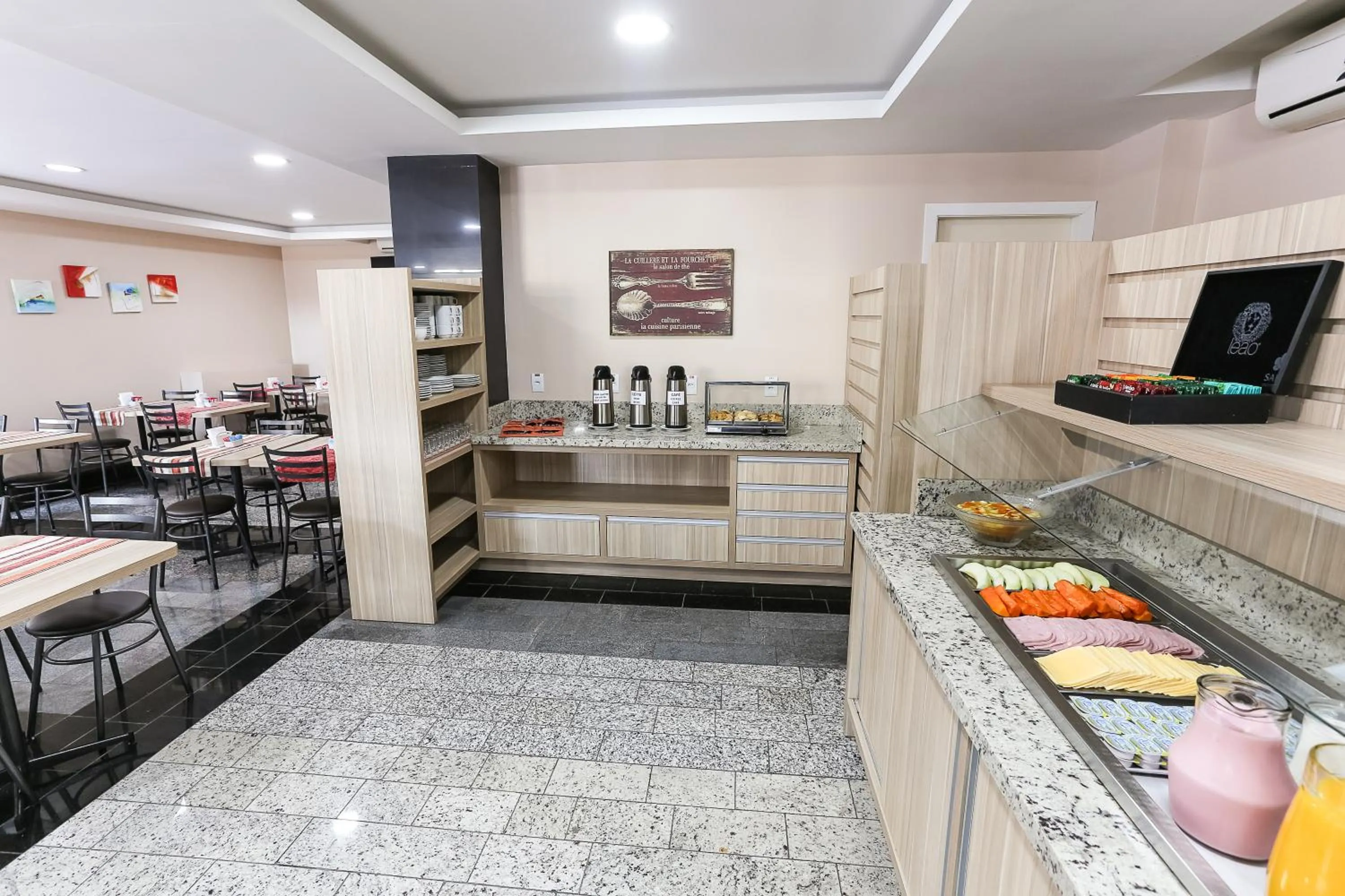 Restaurant/places to eat in Hotel Express Centro Histórico