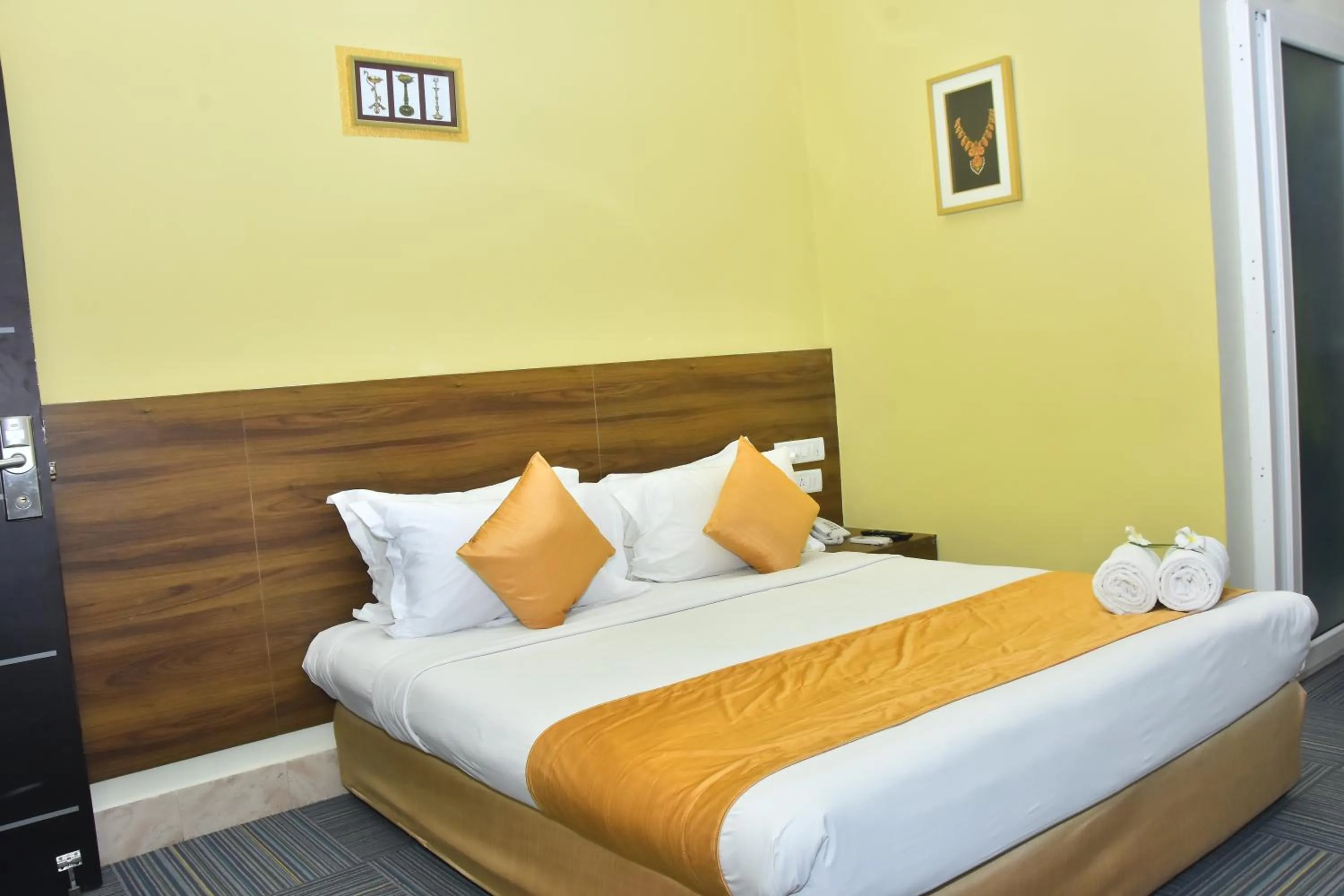 Bedroom, Bed in juSTa Sarang Rameshwaram