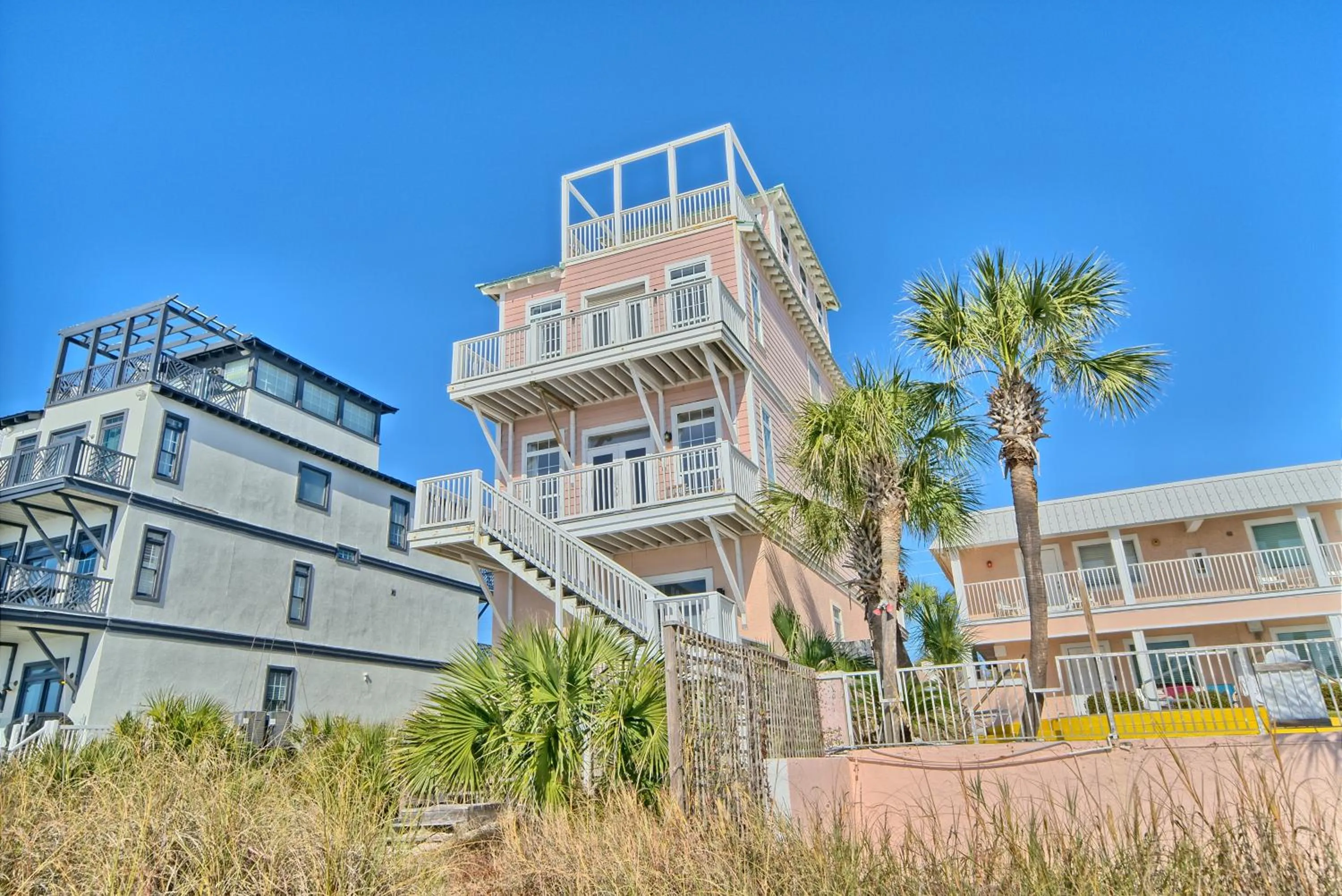 Property building in Pineapple Villas