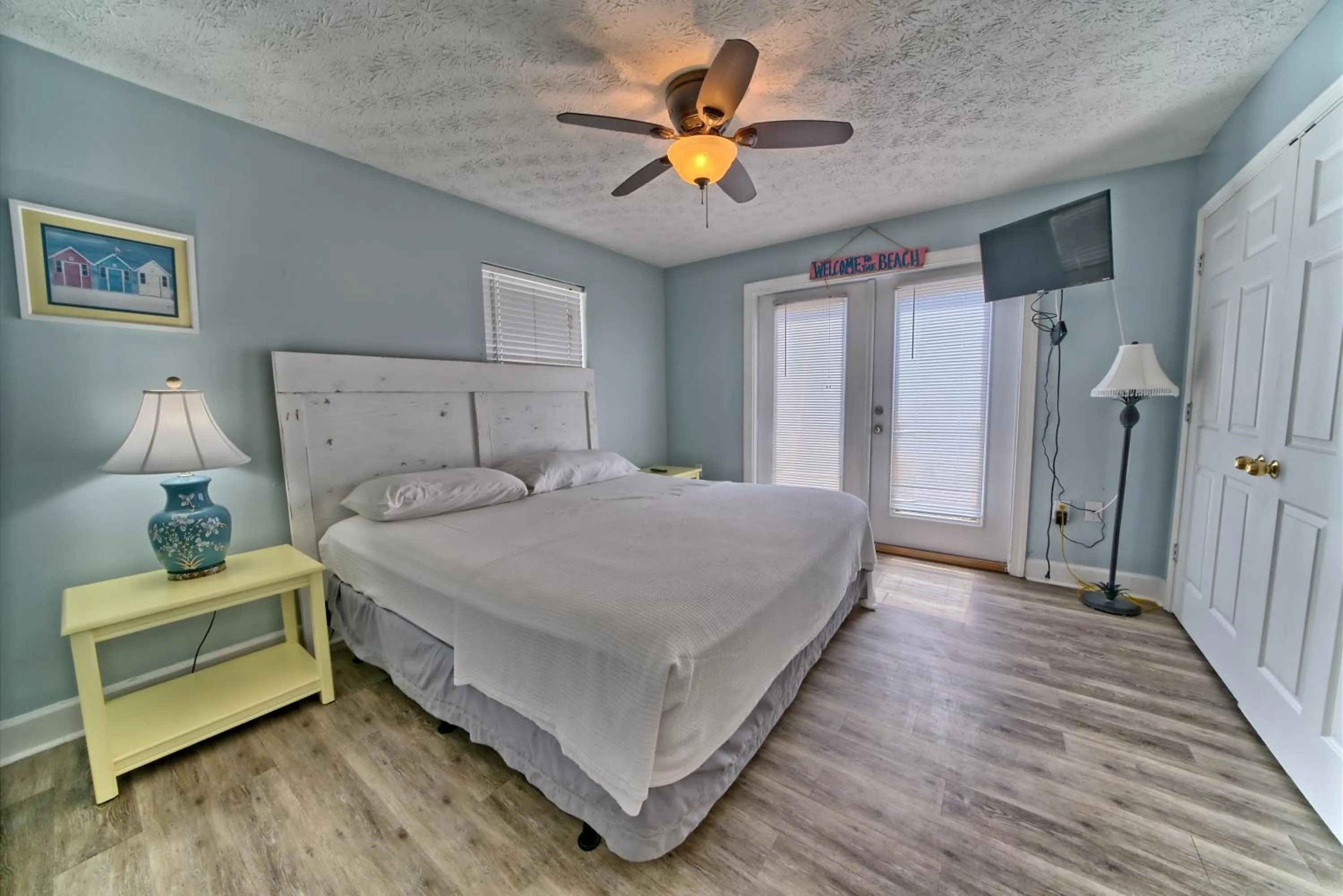 Bedroom in Pineapple Villas