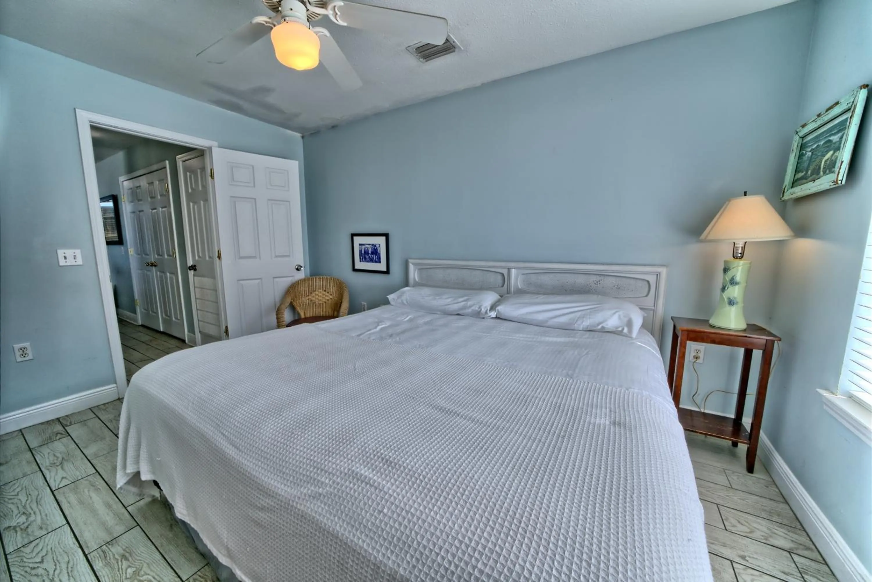 Bedroom in Pineapple Villas