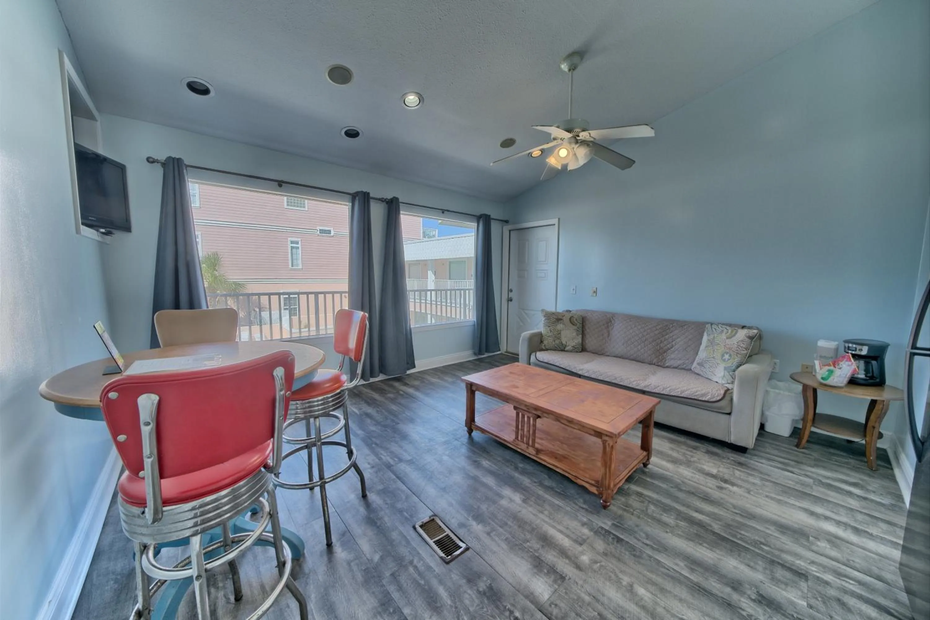 Living room in Pineapple Villas