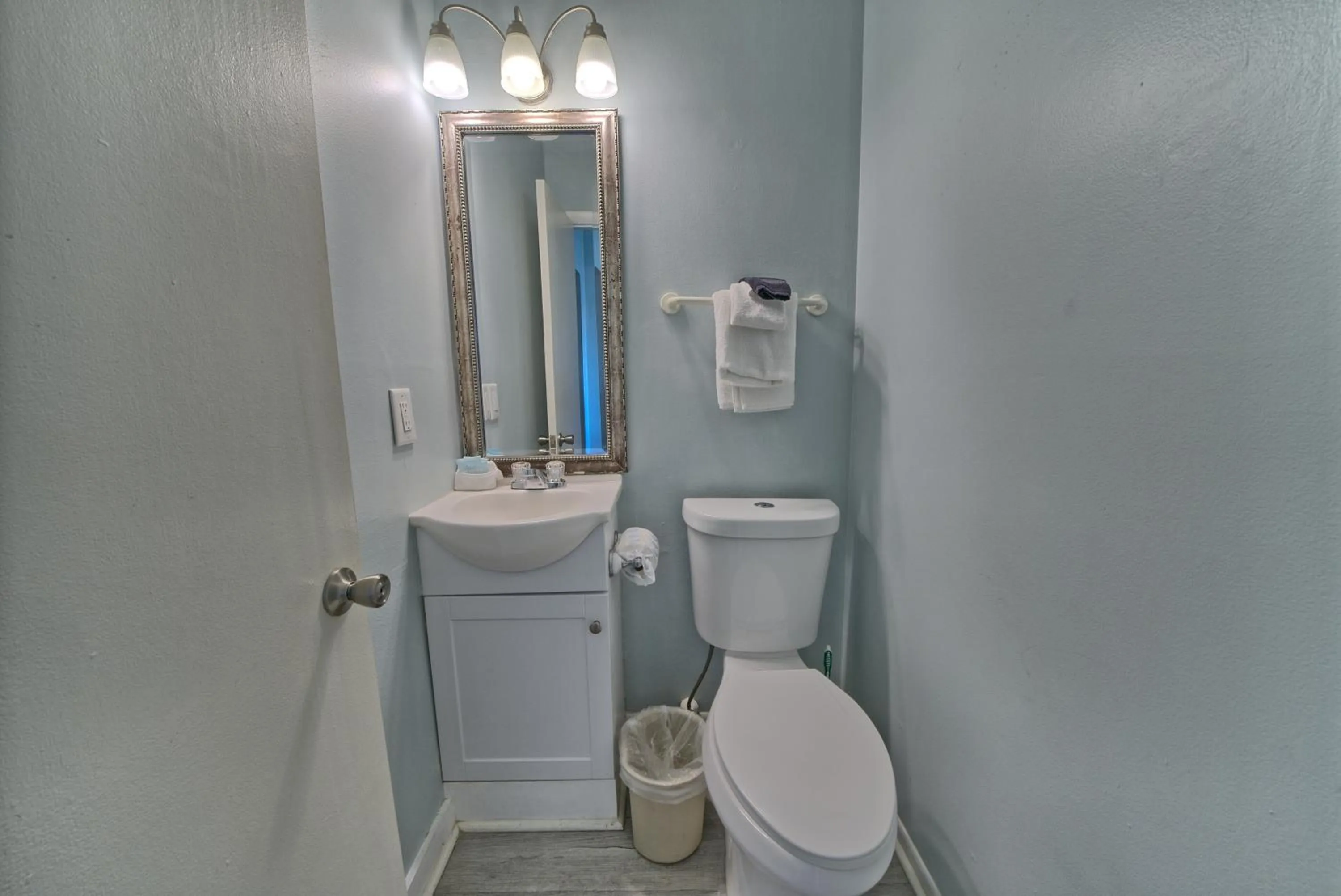 Bathroom in Pineapple Villas