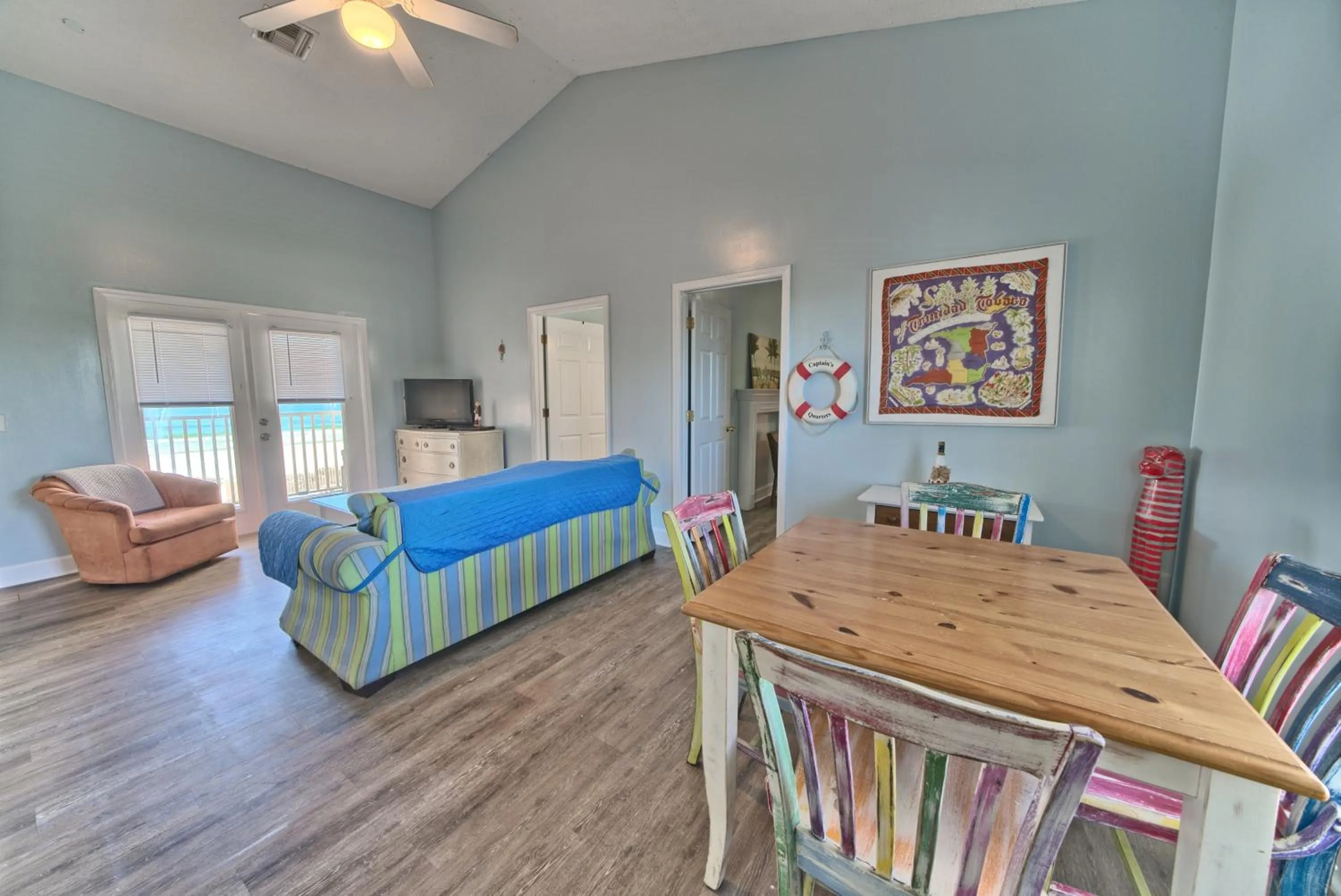 Living room in Pineapple Villas