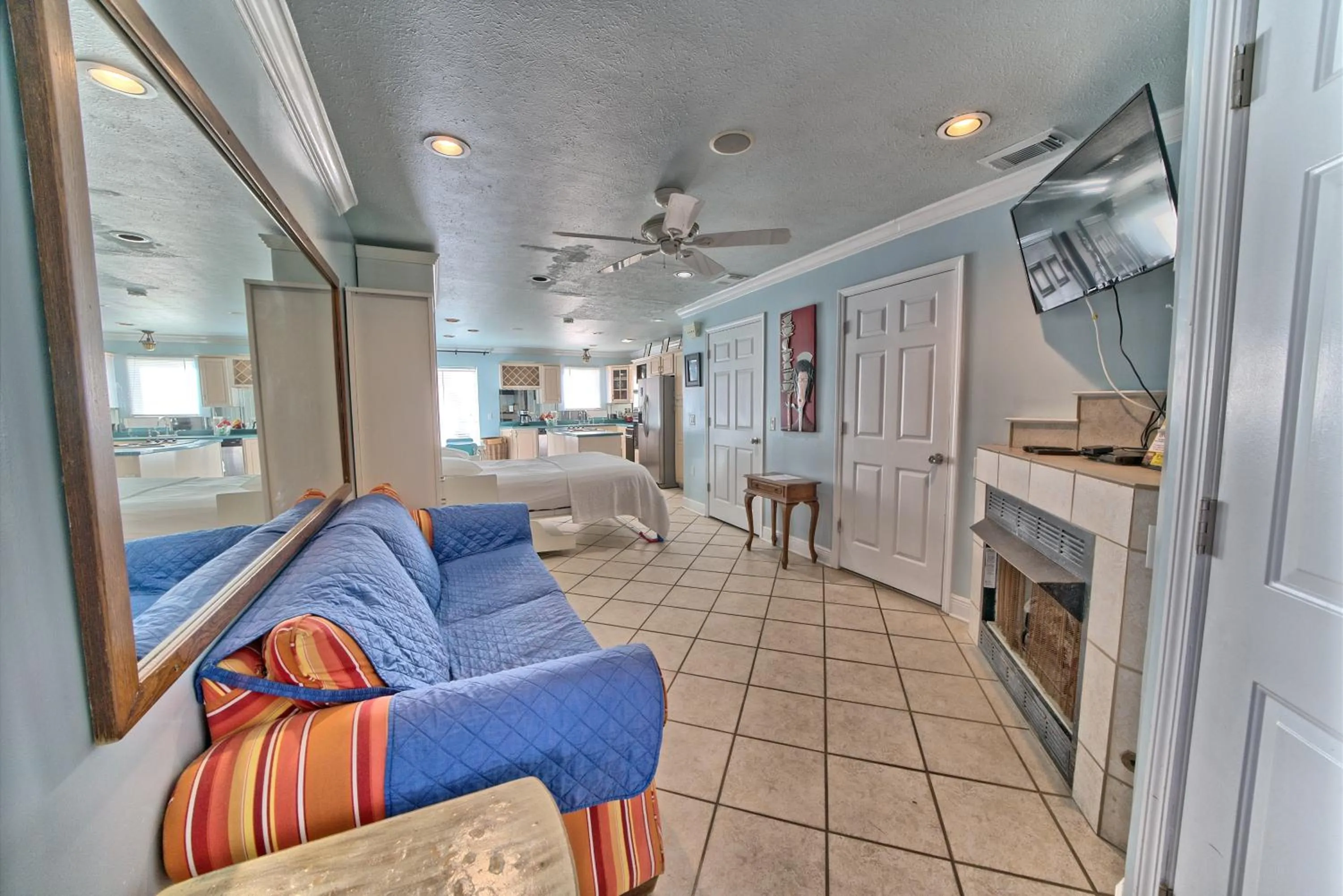 Bed in Pineapple Villas