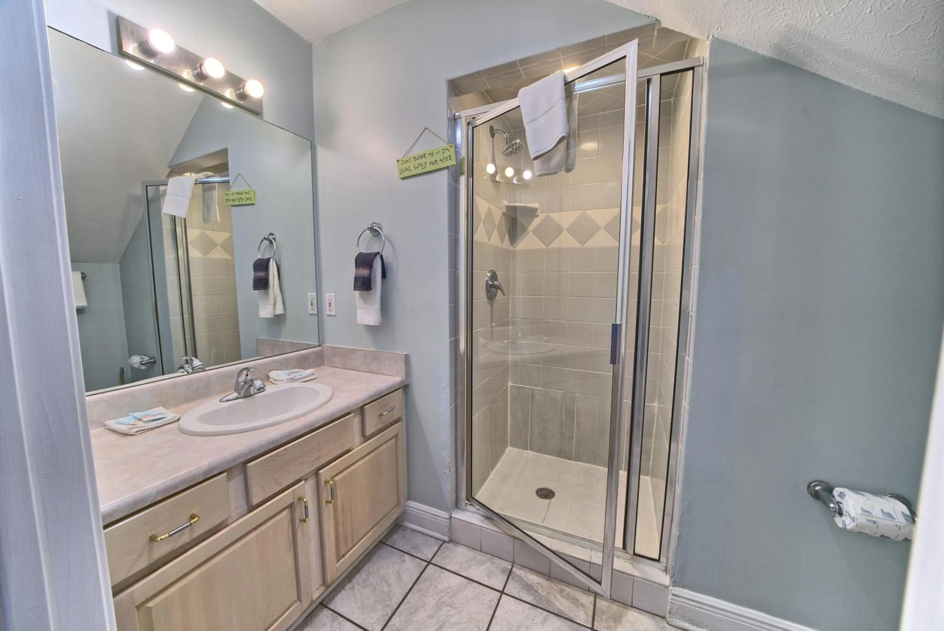 Shower in Pineapple Villas