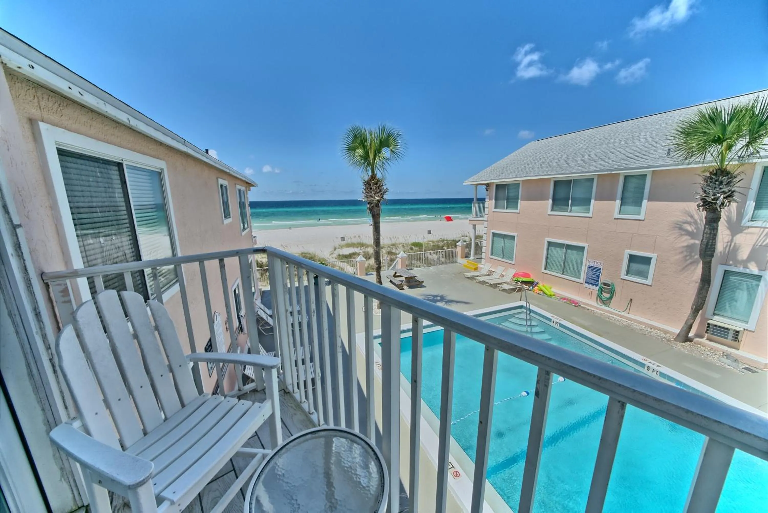 Balcony/Terrace in Pineapple Villas