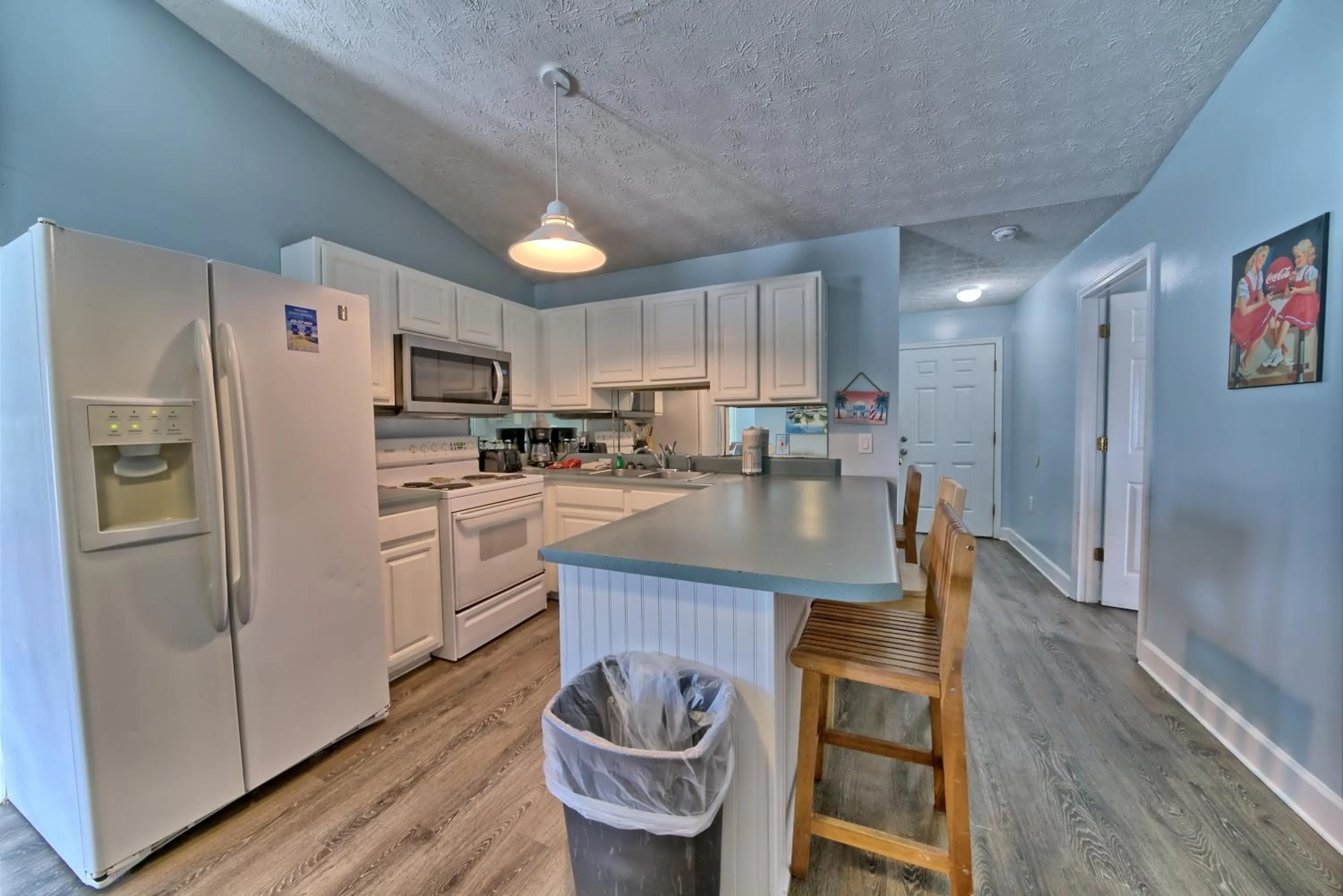 kitchen in Pineapple Villas