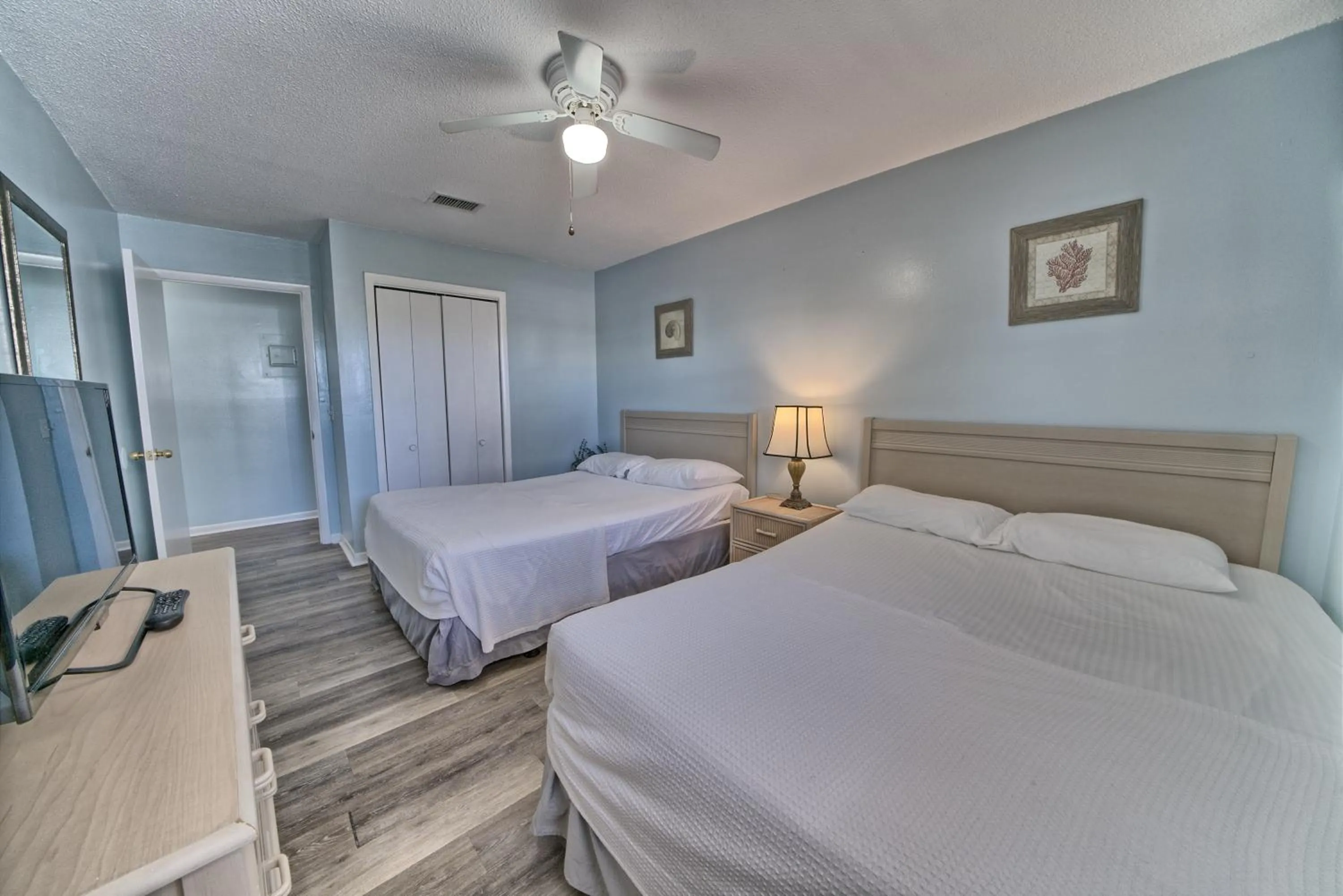 Bed in Pineapple Villas