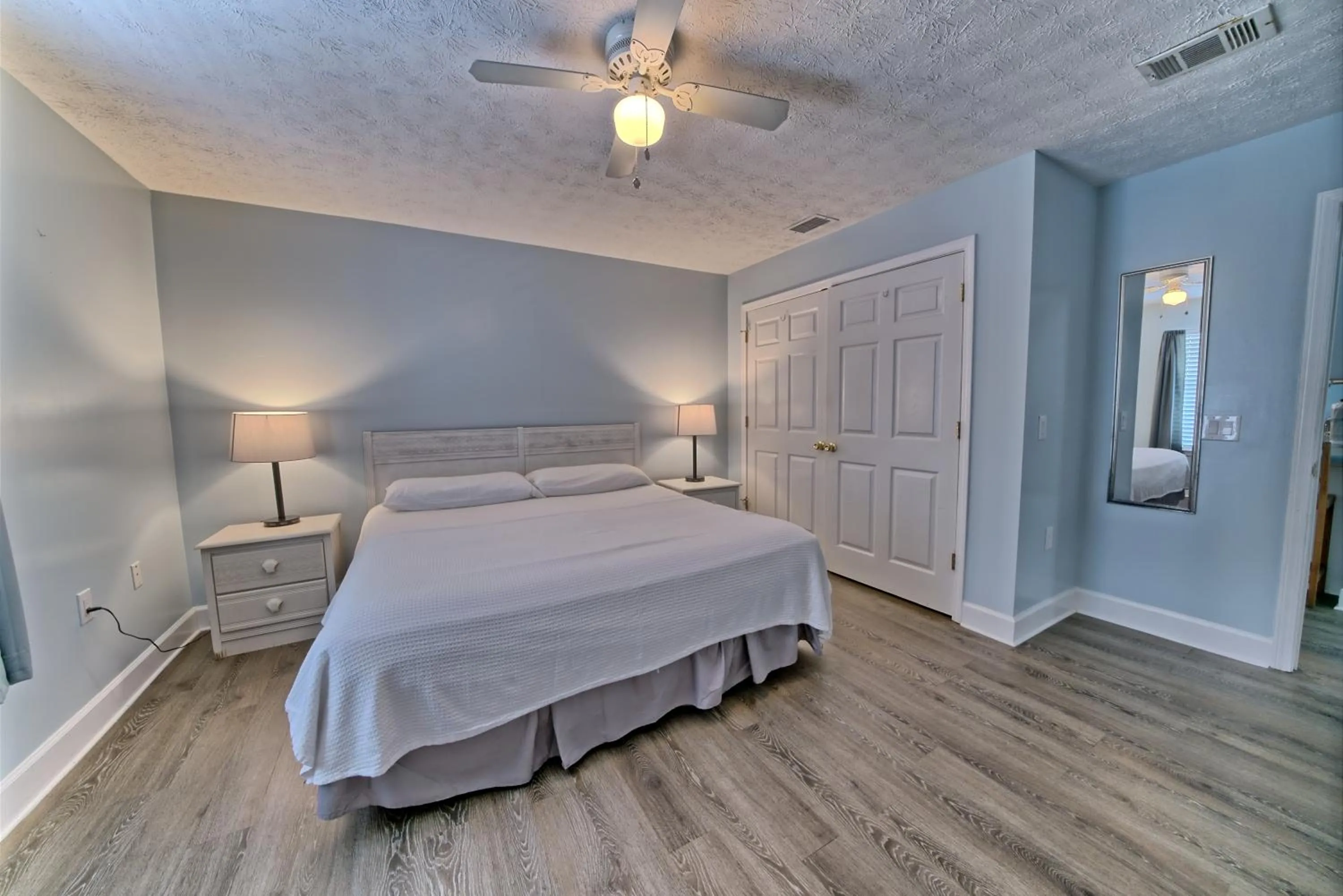 Bed in Pineapple Villas