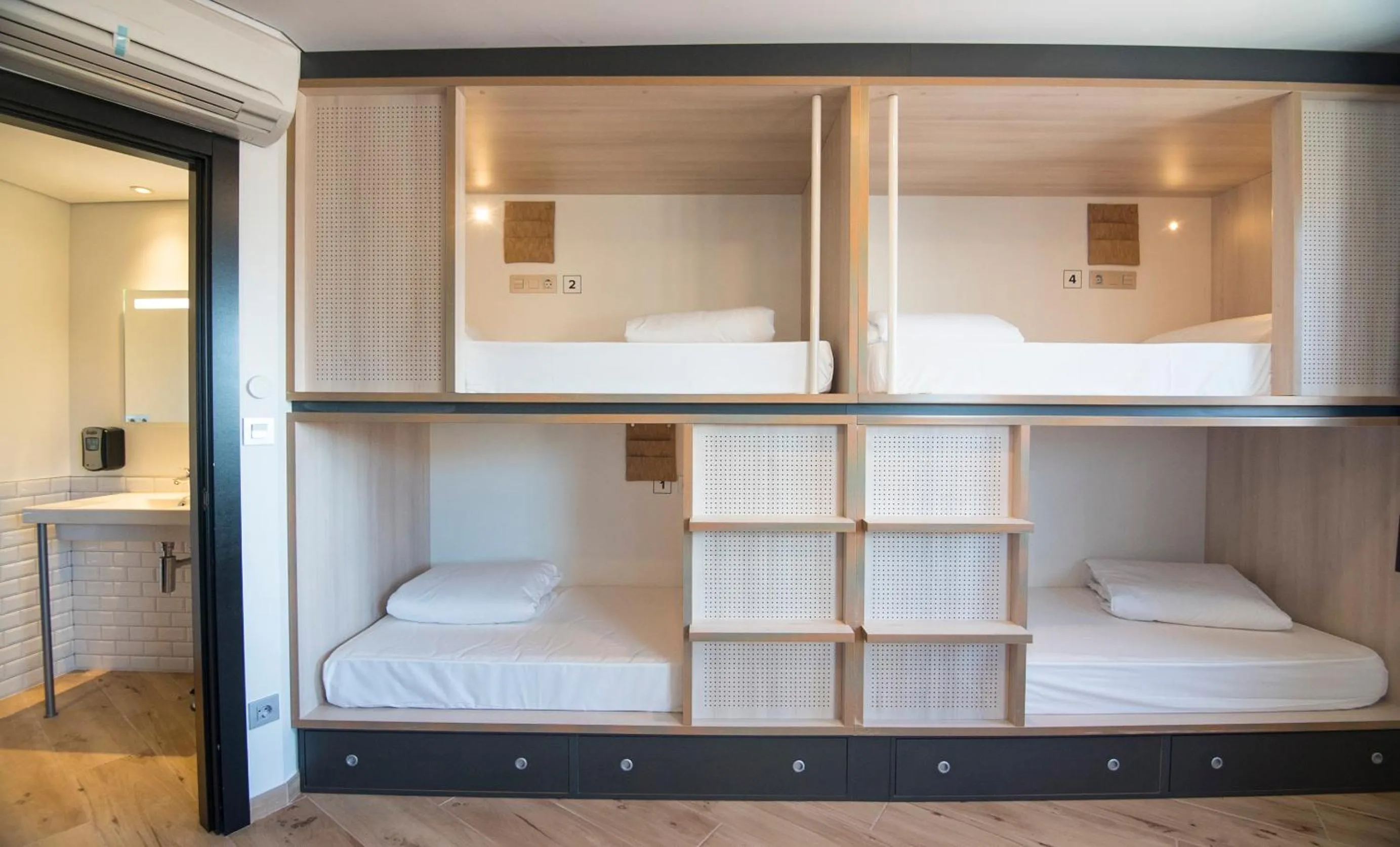 bunk bed, Bed in Koisi Hostel