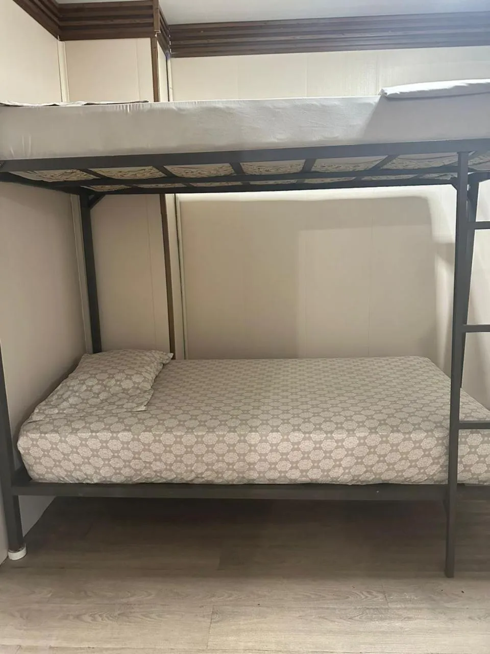 Photo of the whole room, Bed in Hostel the pod 33