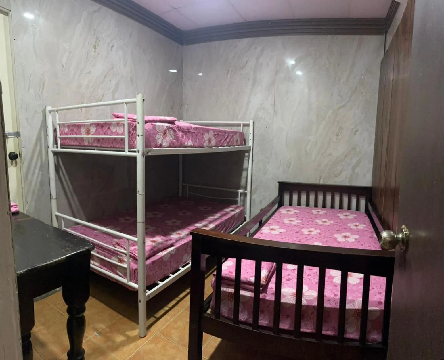 Photo of the whole room, Bed in Hostel the pod 33