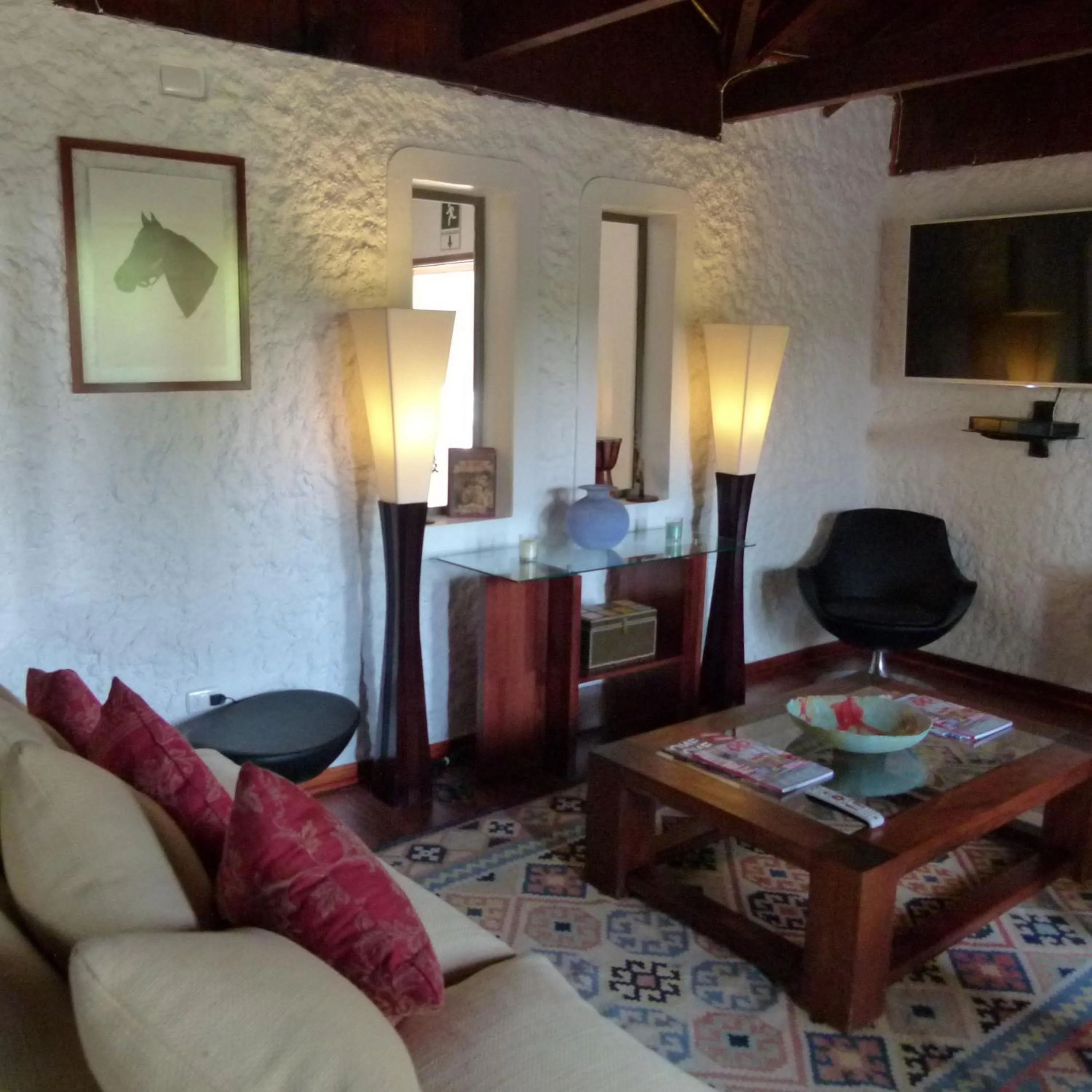 Communal lounge/ TV room in Casa Calfu