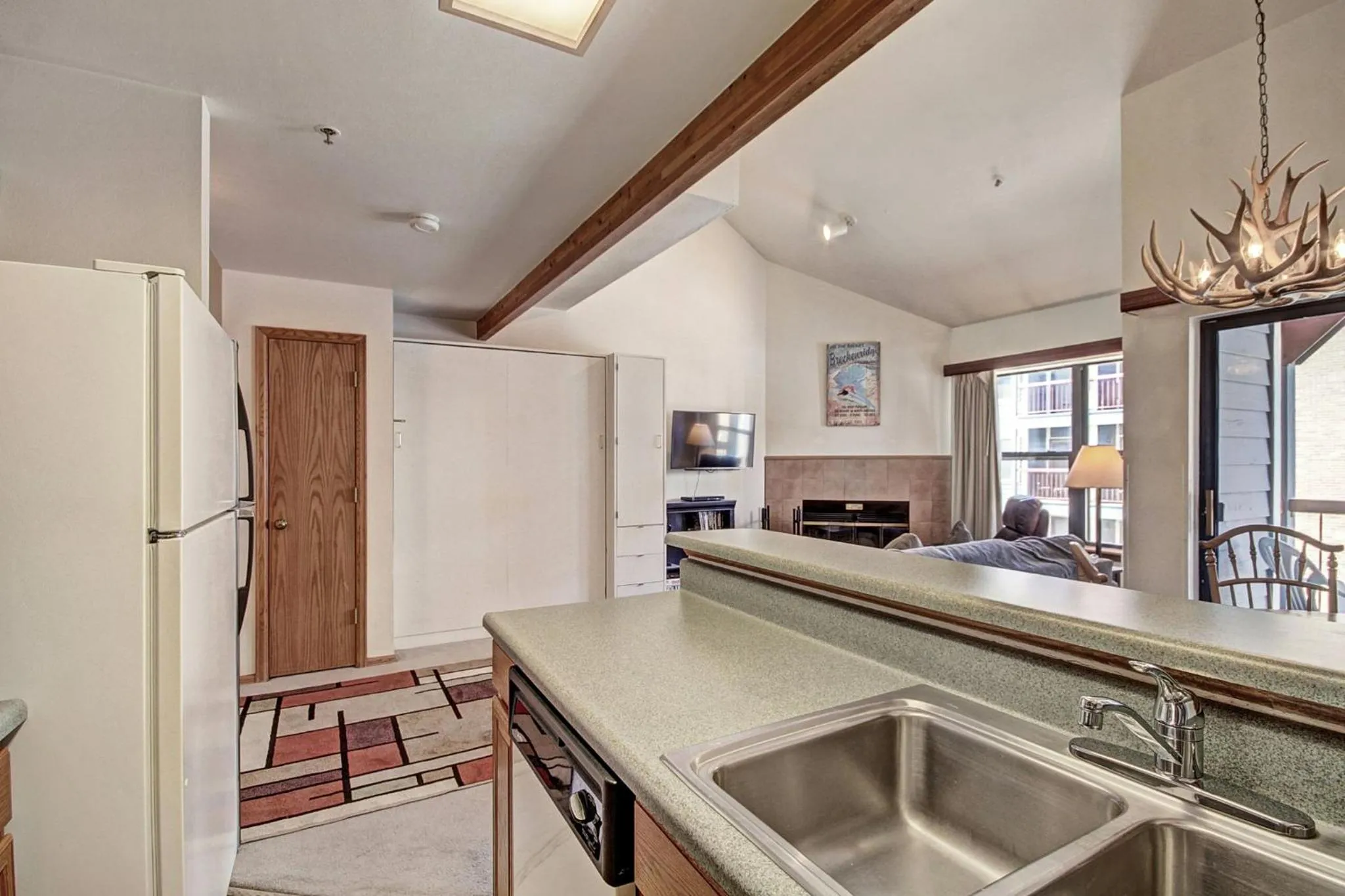 Kitchen or kitchenette in River Mountain Lodge, A Vail Resorts Property
