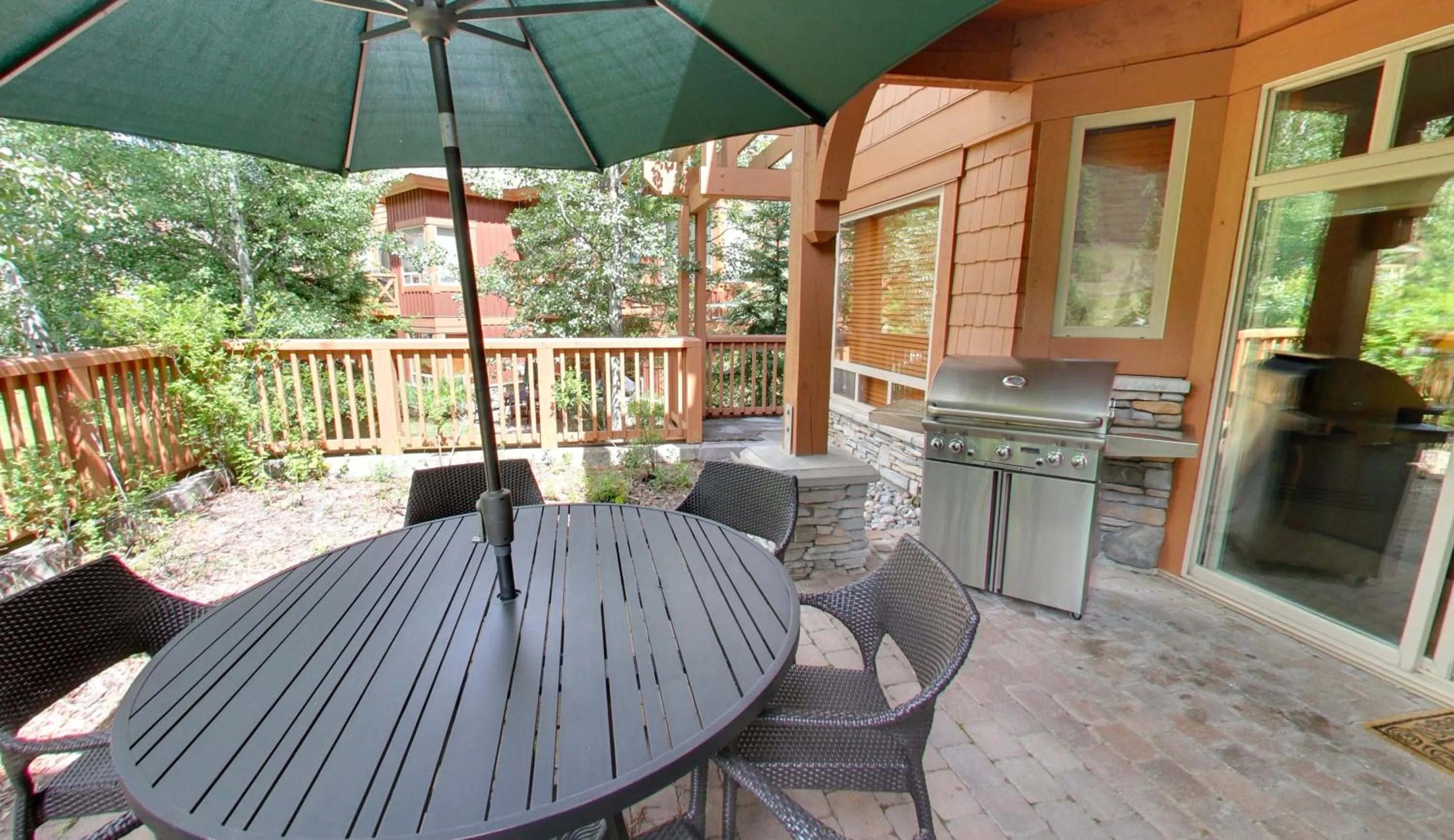 Patio in Embarc Panorama