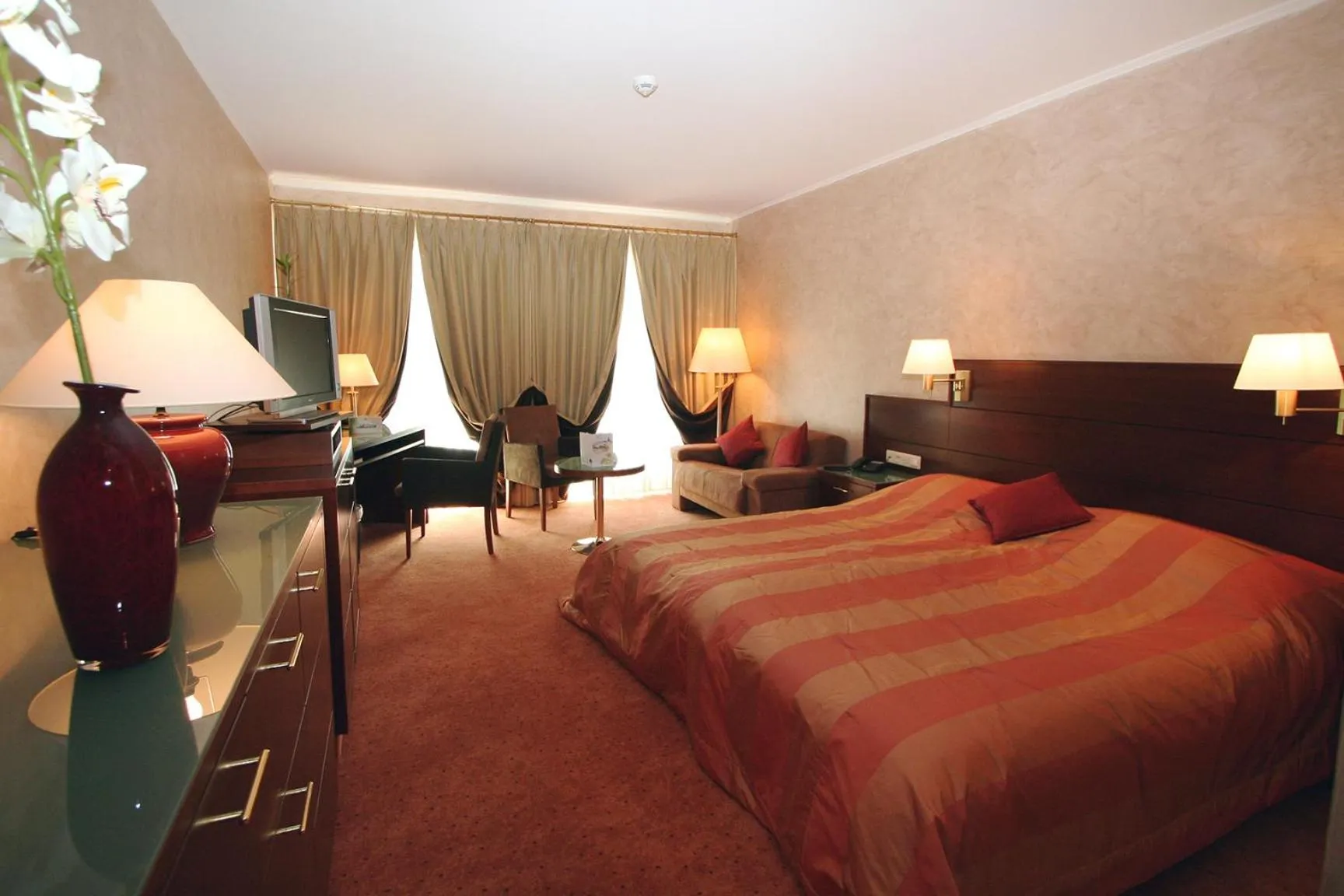 Photo of the whole room, Bed in Domaine de la Forêt