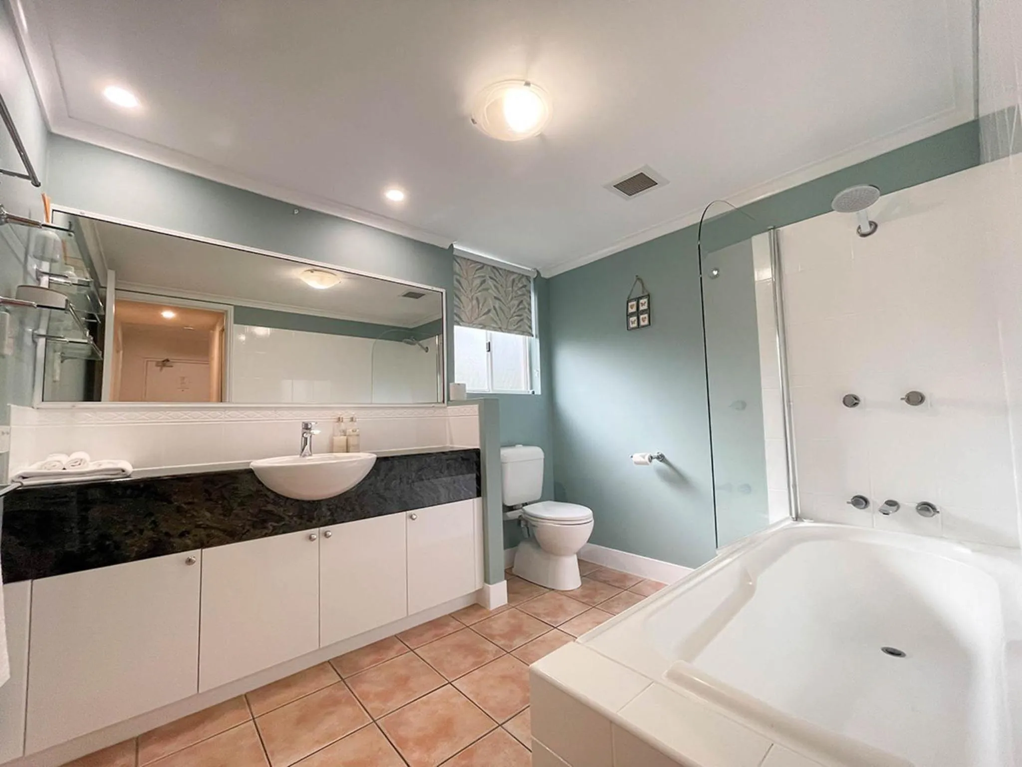 Shower in Trinity Links Resort