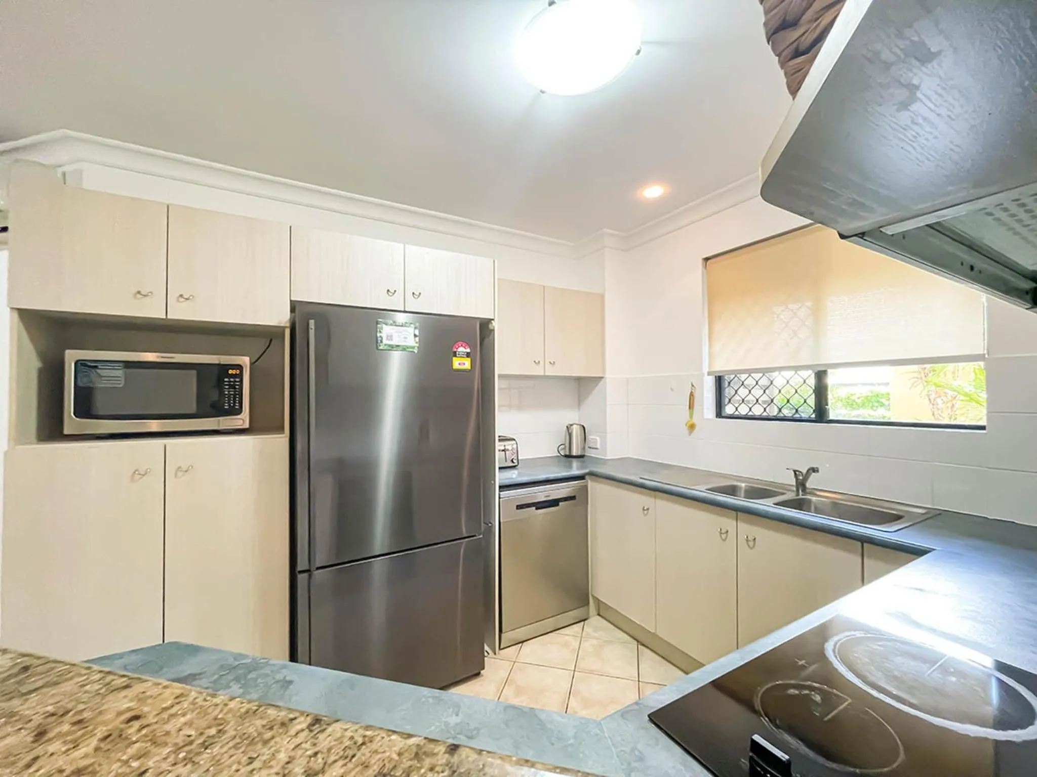 dishwasher in Trinity Links Resort