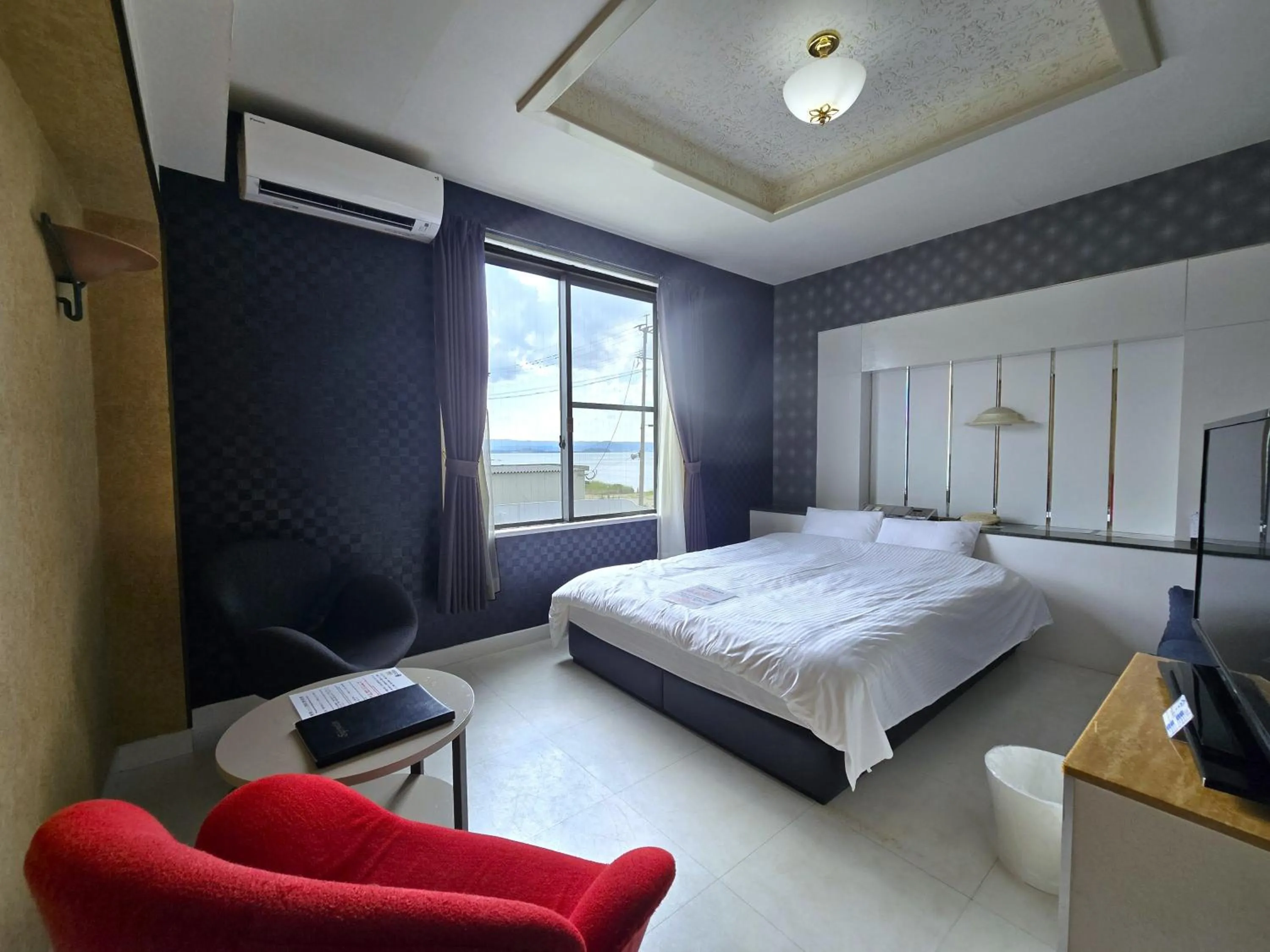 Photo of the whole room, Bed in Sea Style Resort OCEAN