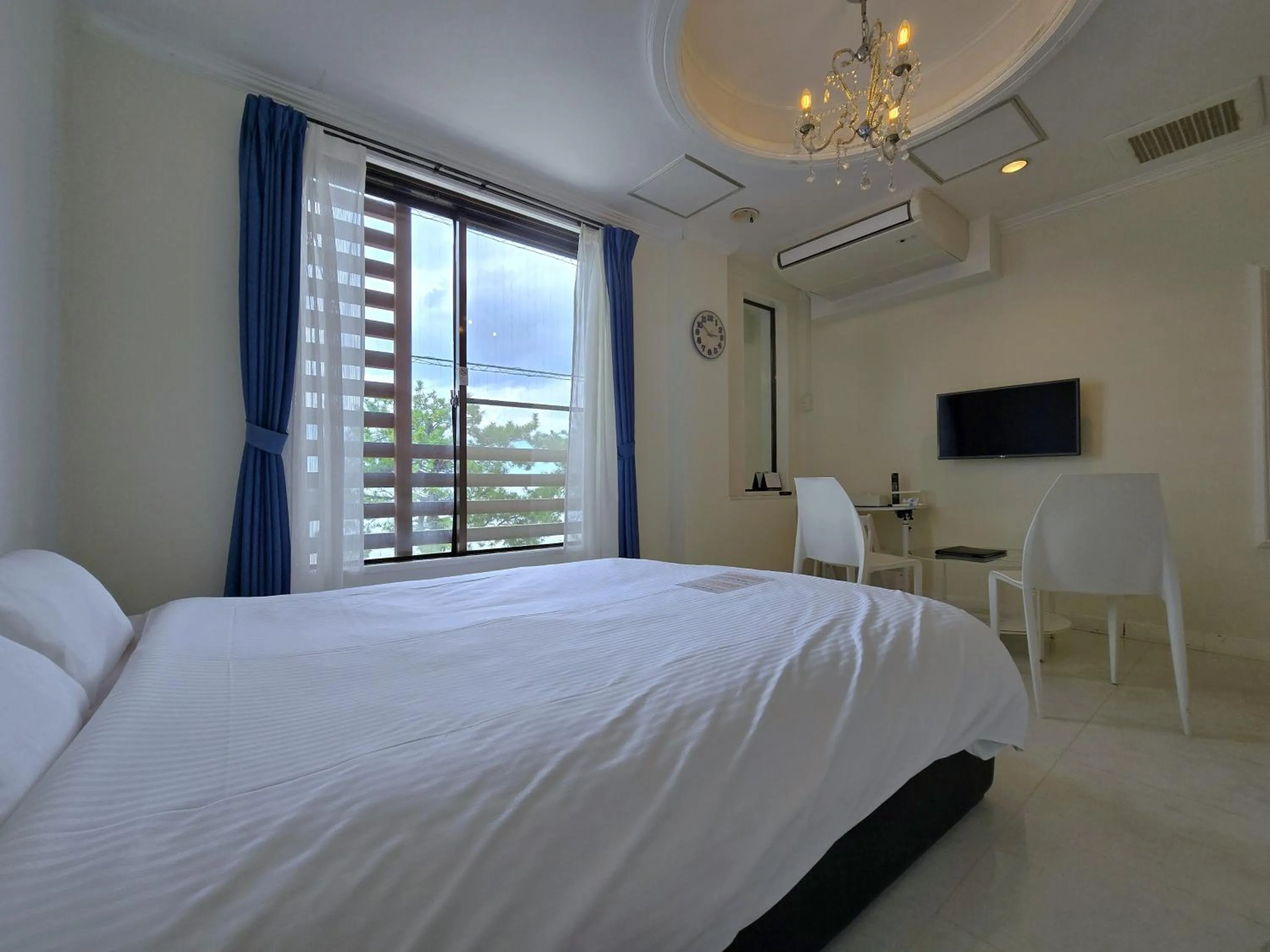 Photo of the whole room, Bed in Sea Style Resort OCEAN