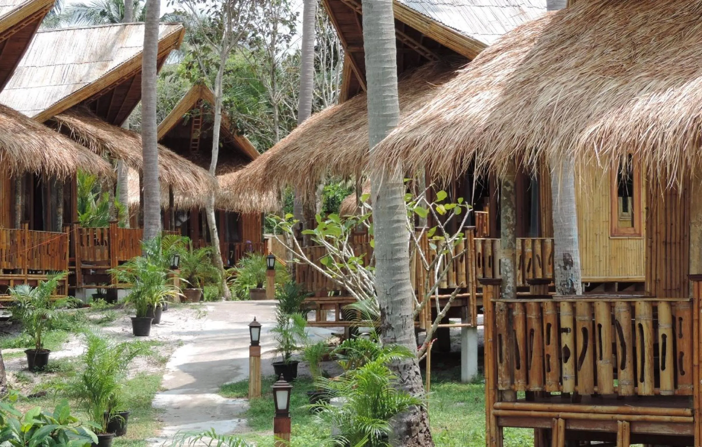 Garden in Lazy Days Bungalows