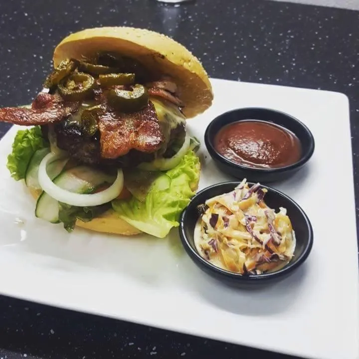 Lunch in Lazy Days Bungalows