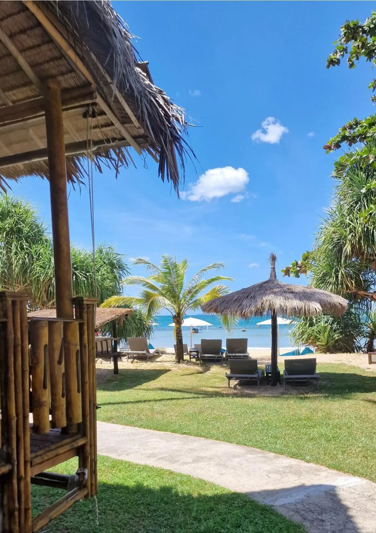 Beach in Lazy Days Bungalows