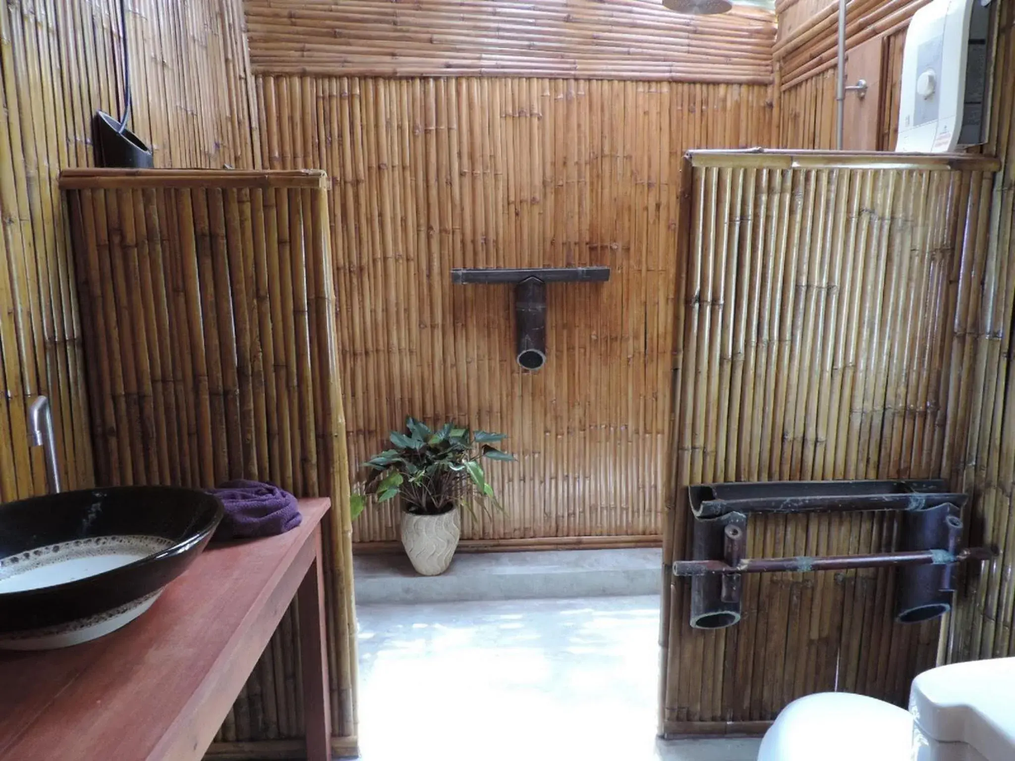 Bathroom in Lazy Days Bungalows Bathroom in Lazy Days Bungalows
