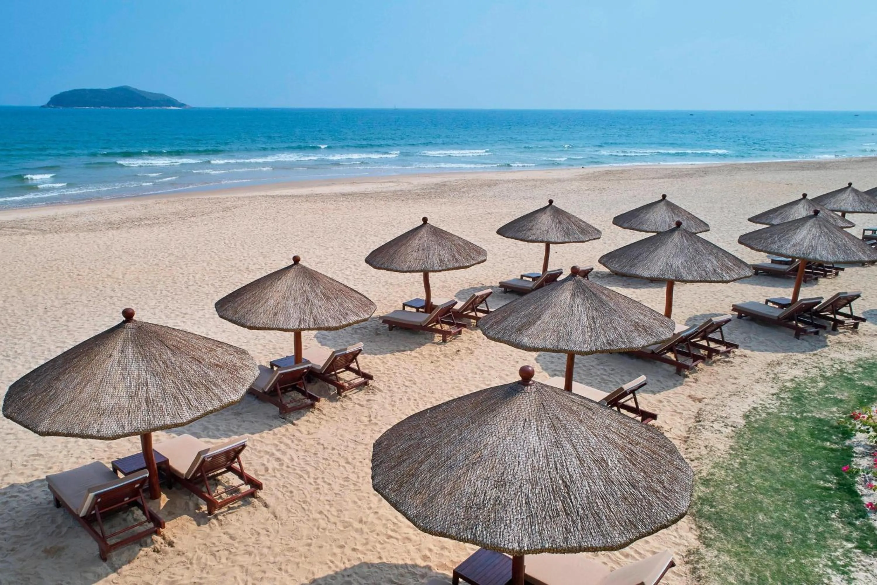 Beach in The Westin Shimei Bay Resort