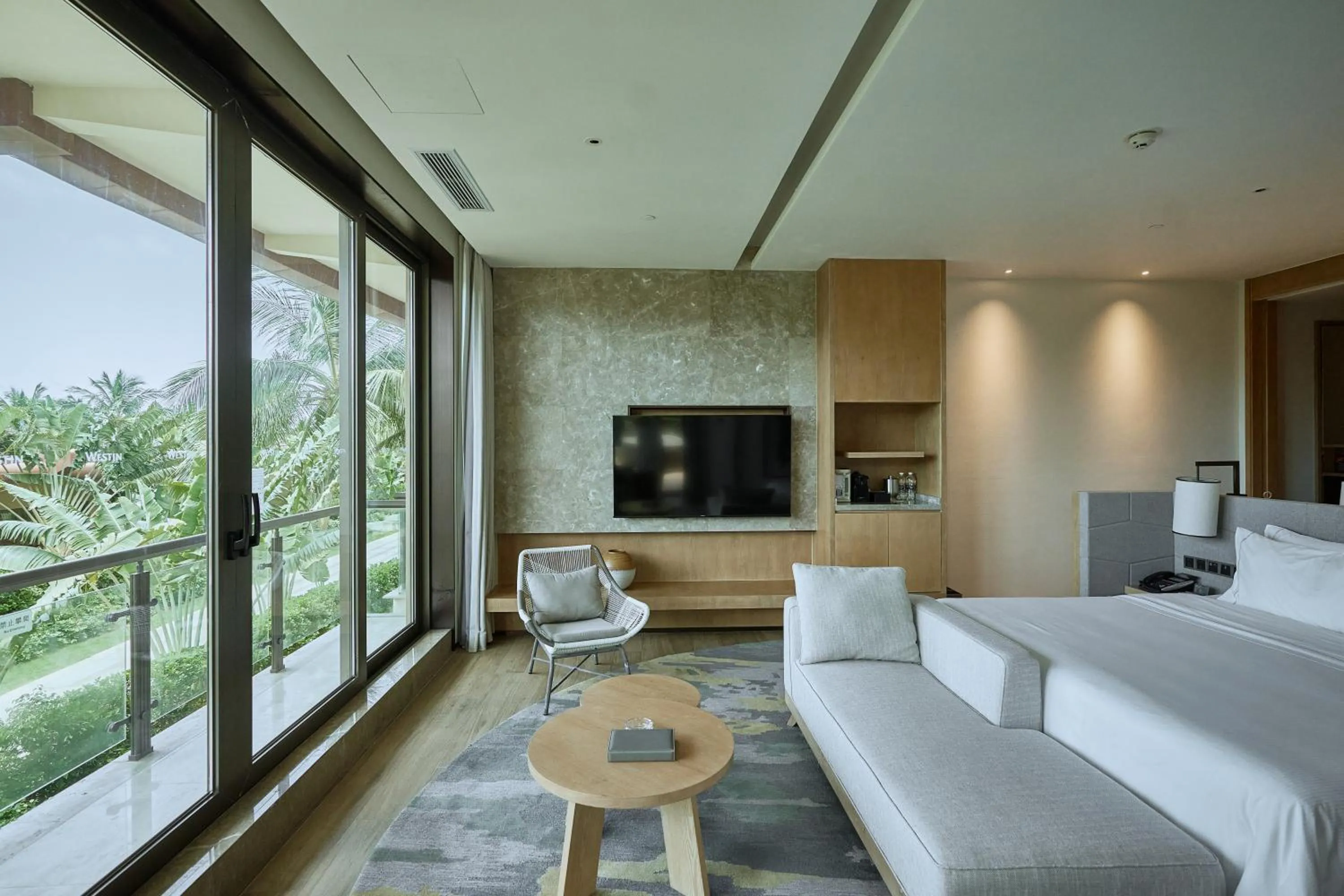 Bedroom, Bed in The Westin Shimei Bay Resort