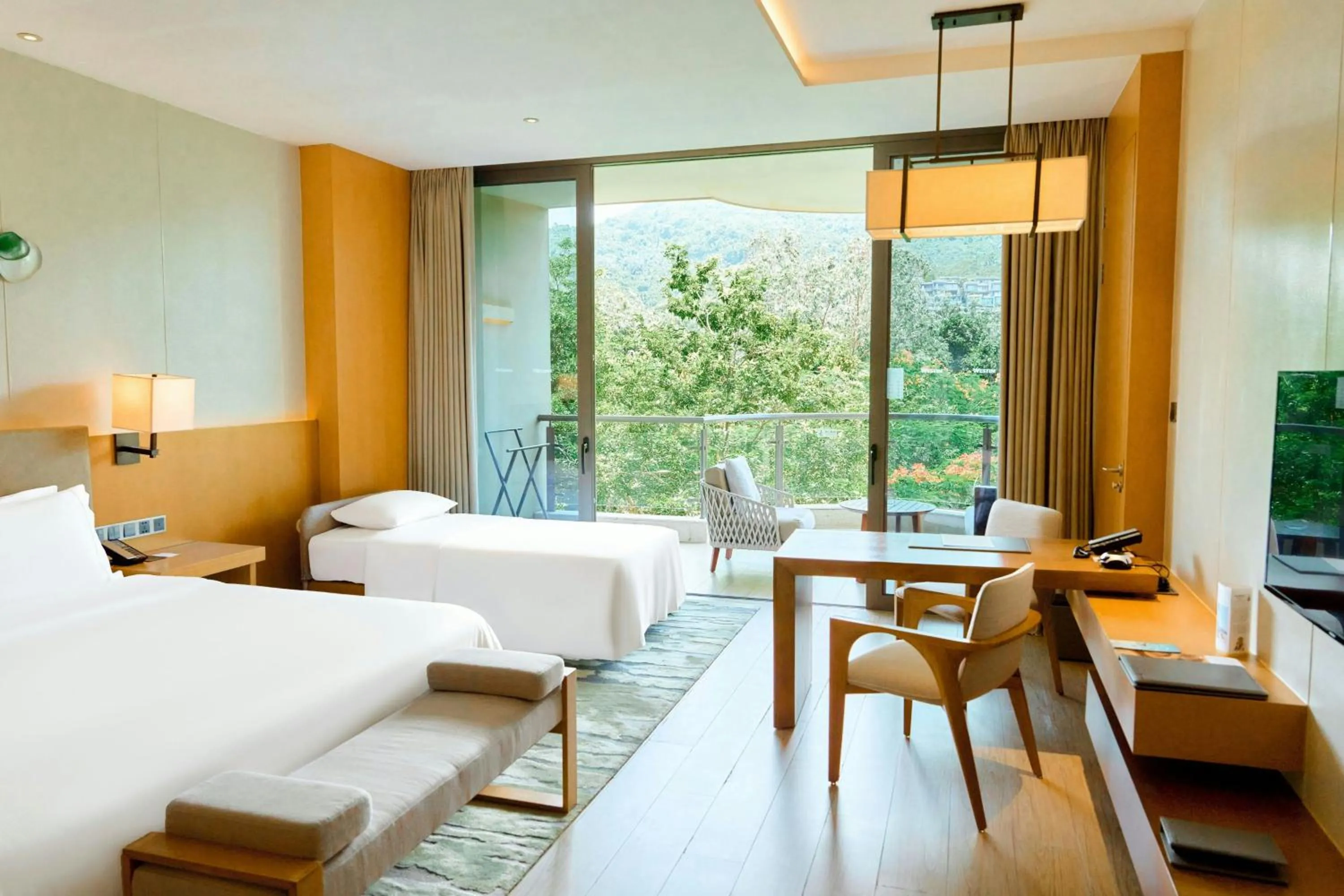 Photo of the whole room, Bed in The Westin Shimei Bay Resort