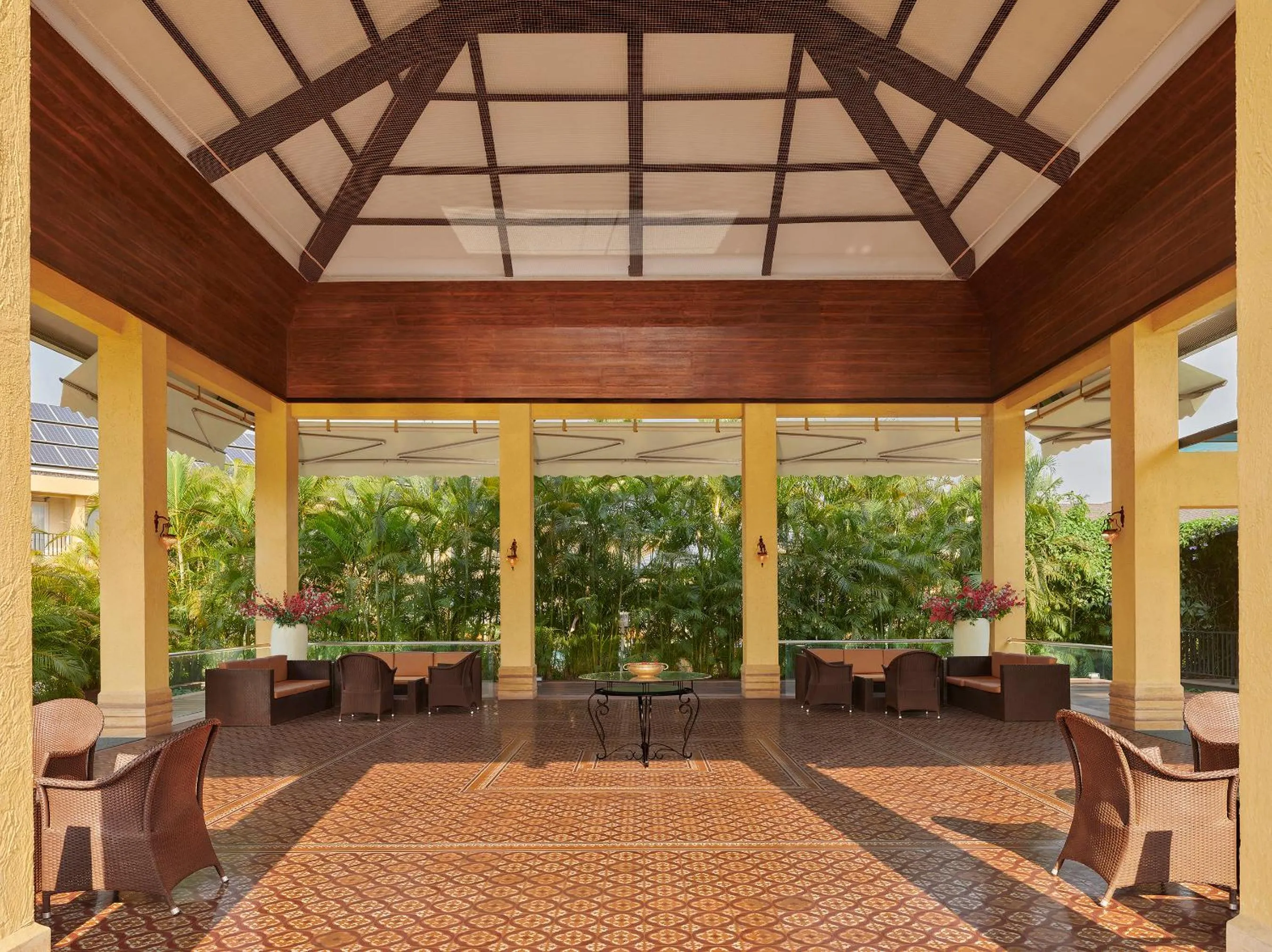 Property building in Tropical Retreat By Zuper