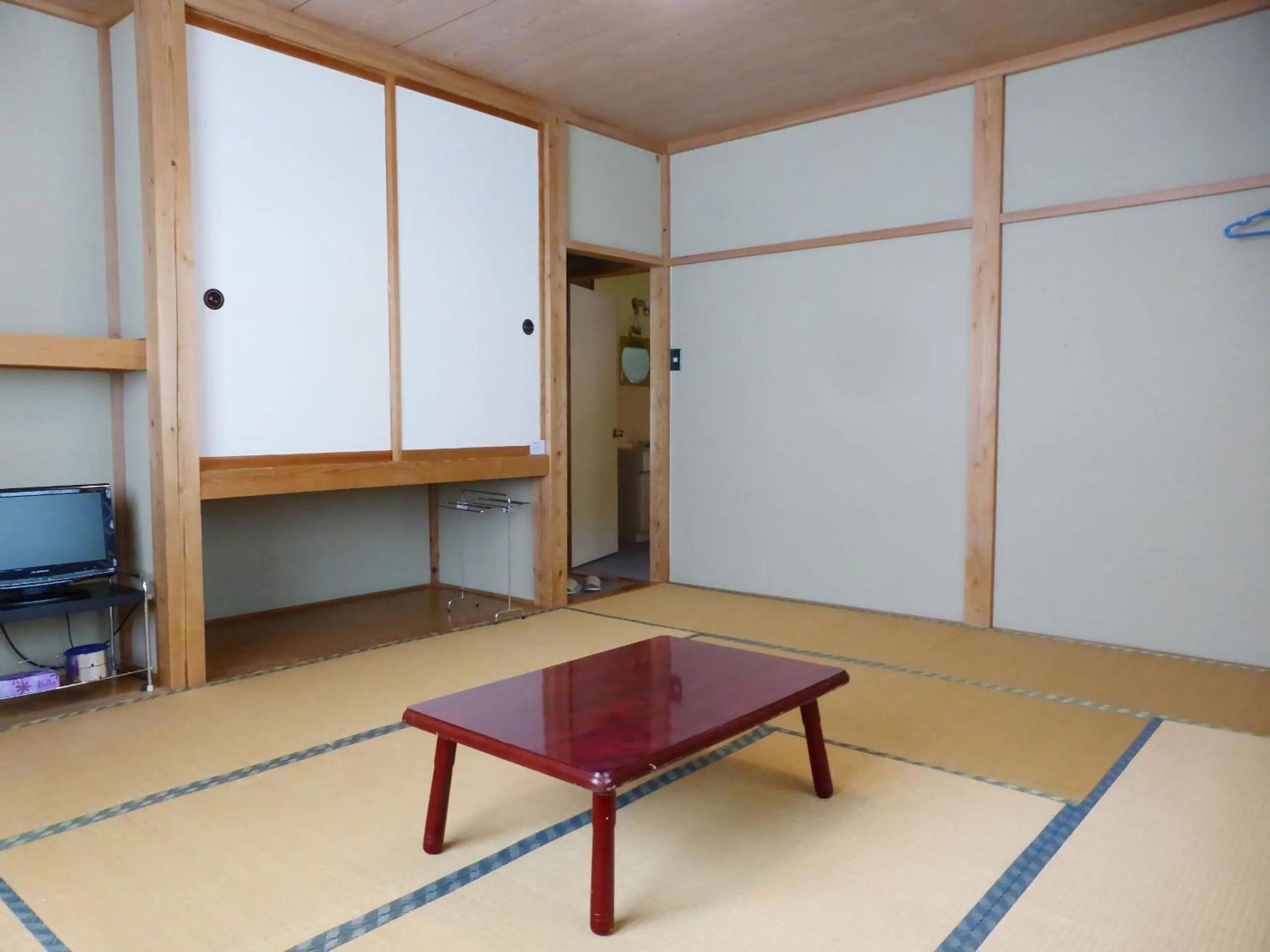 Photo of the whole room in 神楽ハウス