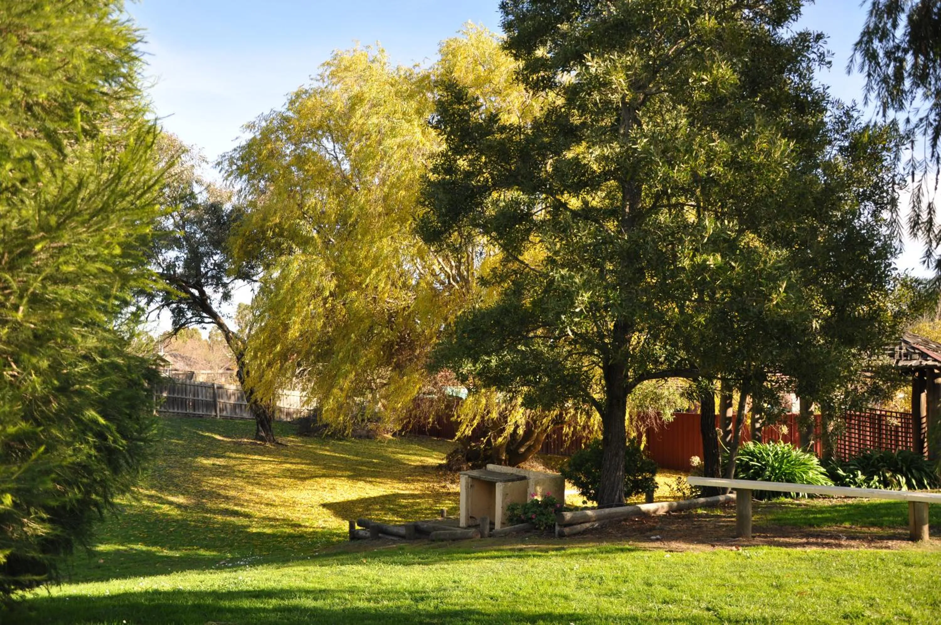 Autumn in Miner's Retreat Motel
