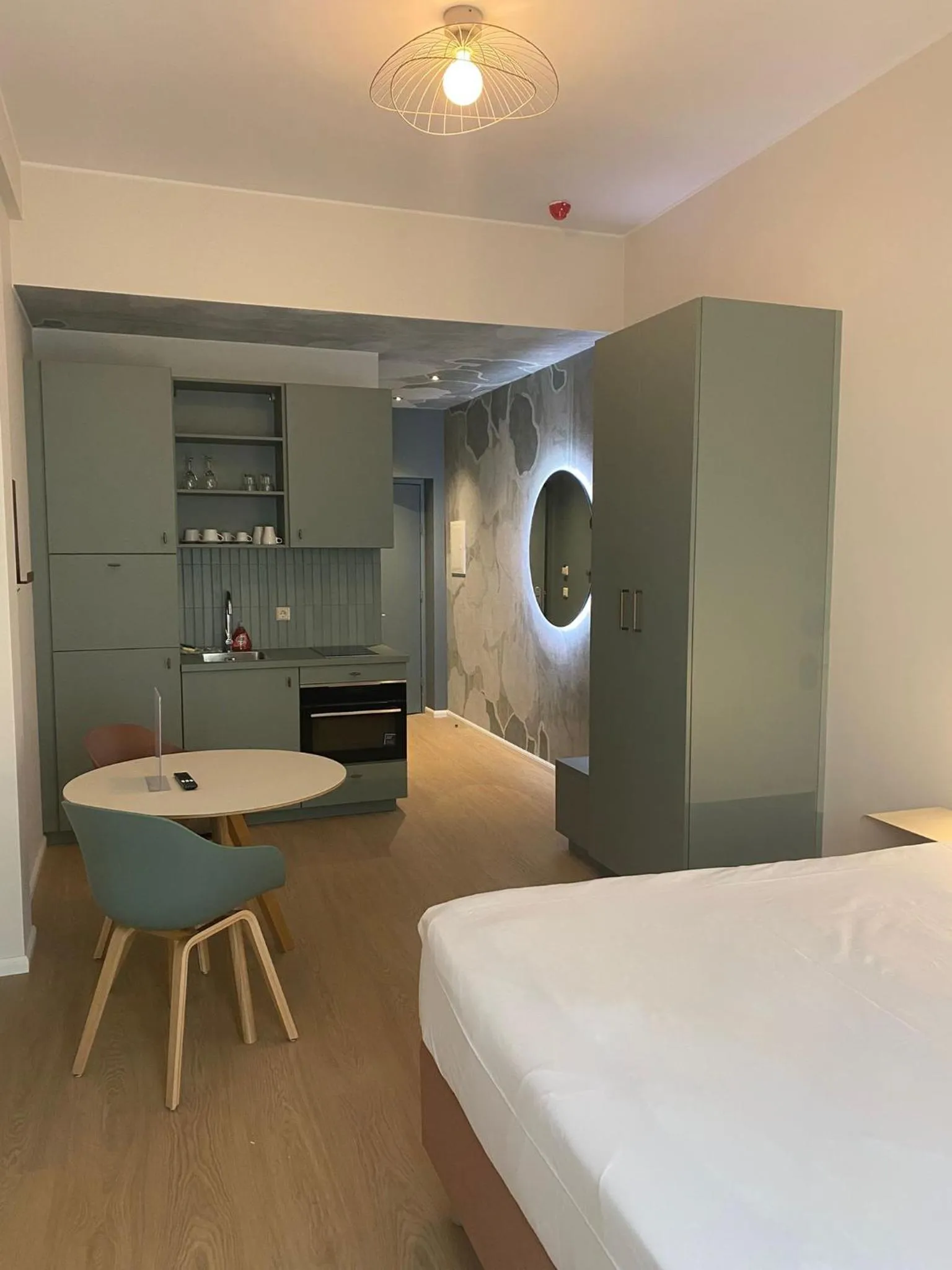 Bed in Key Inn Appart Hotel Belair