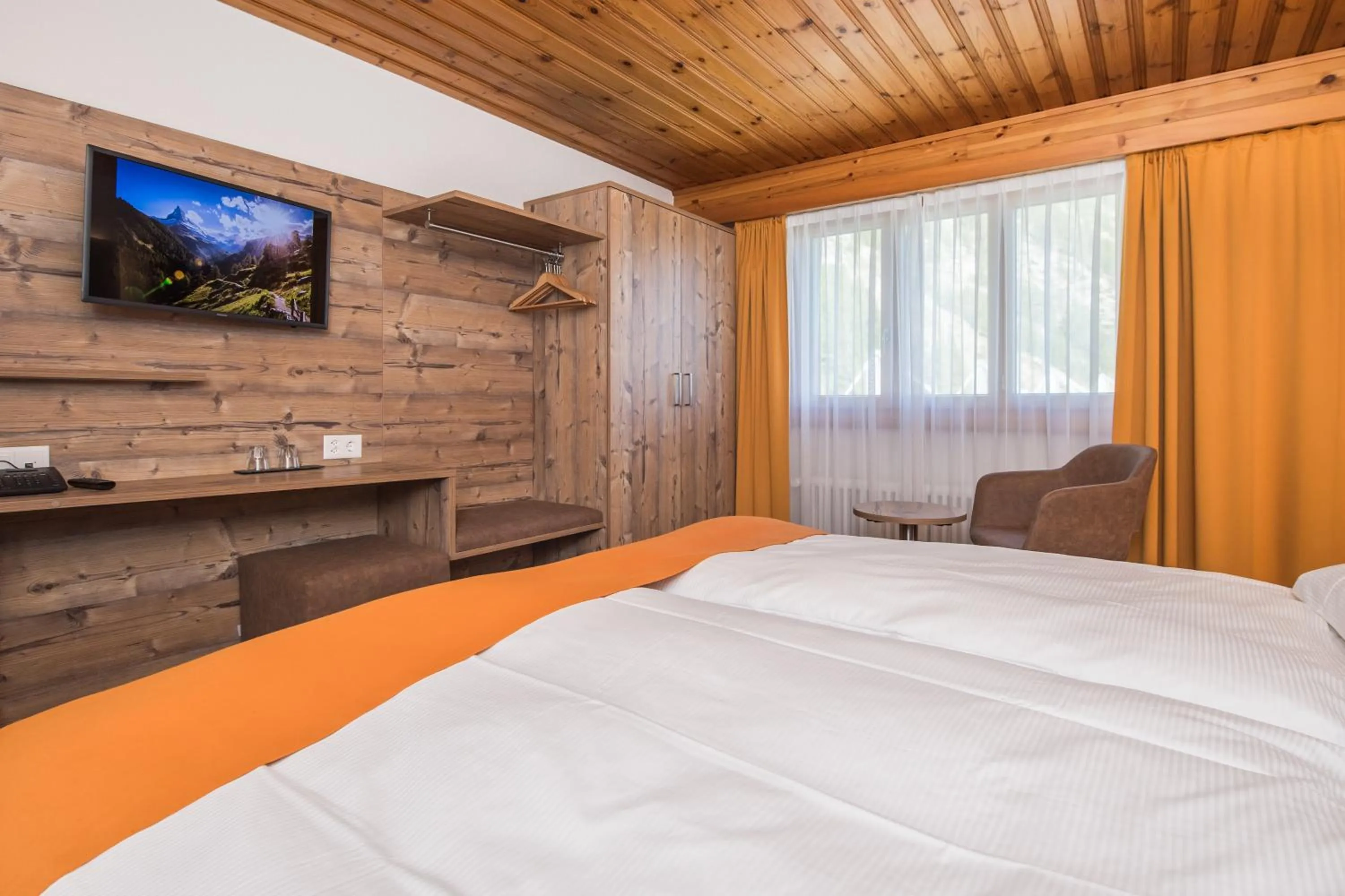 Bed in Hotel Taescherhof