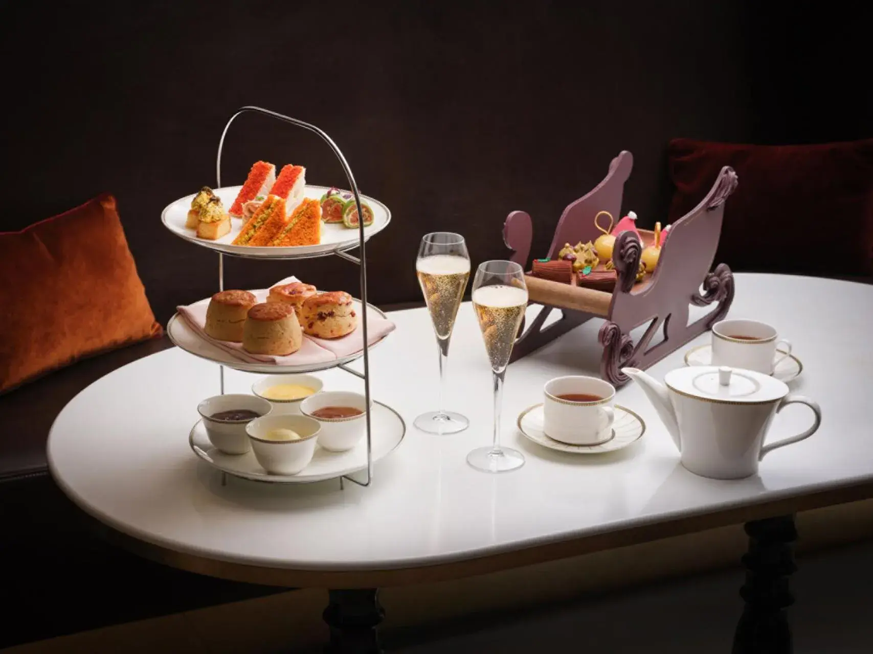 Restaurant/places to eat in Four Seasons Hotel London at Tower Bridge Restaurant/places to eat in Four Seasons Hotel London at Tower Bridge