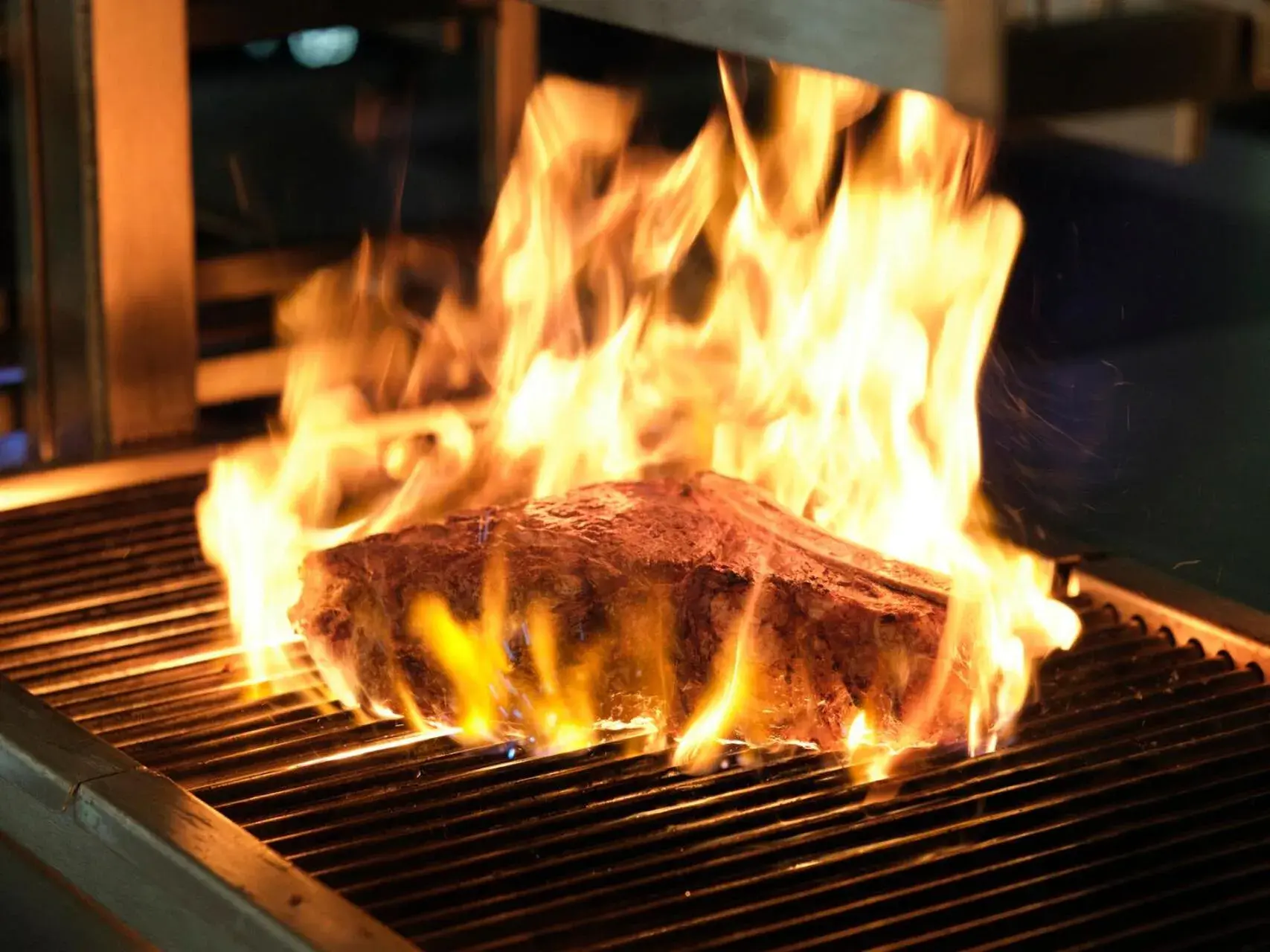 Restaurant/places to eat in Four Seasons Hotel London at Tower Bridge Restaurant/places to eat in Four Seasons Hotel London at Tower Bridge