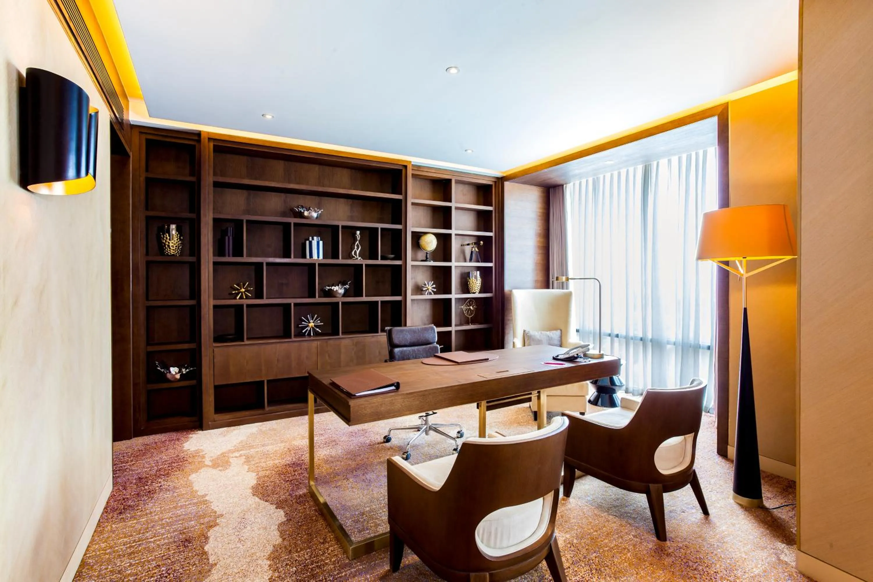 Living room in Crowne Plaza Vientiane by IHG