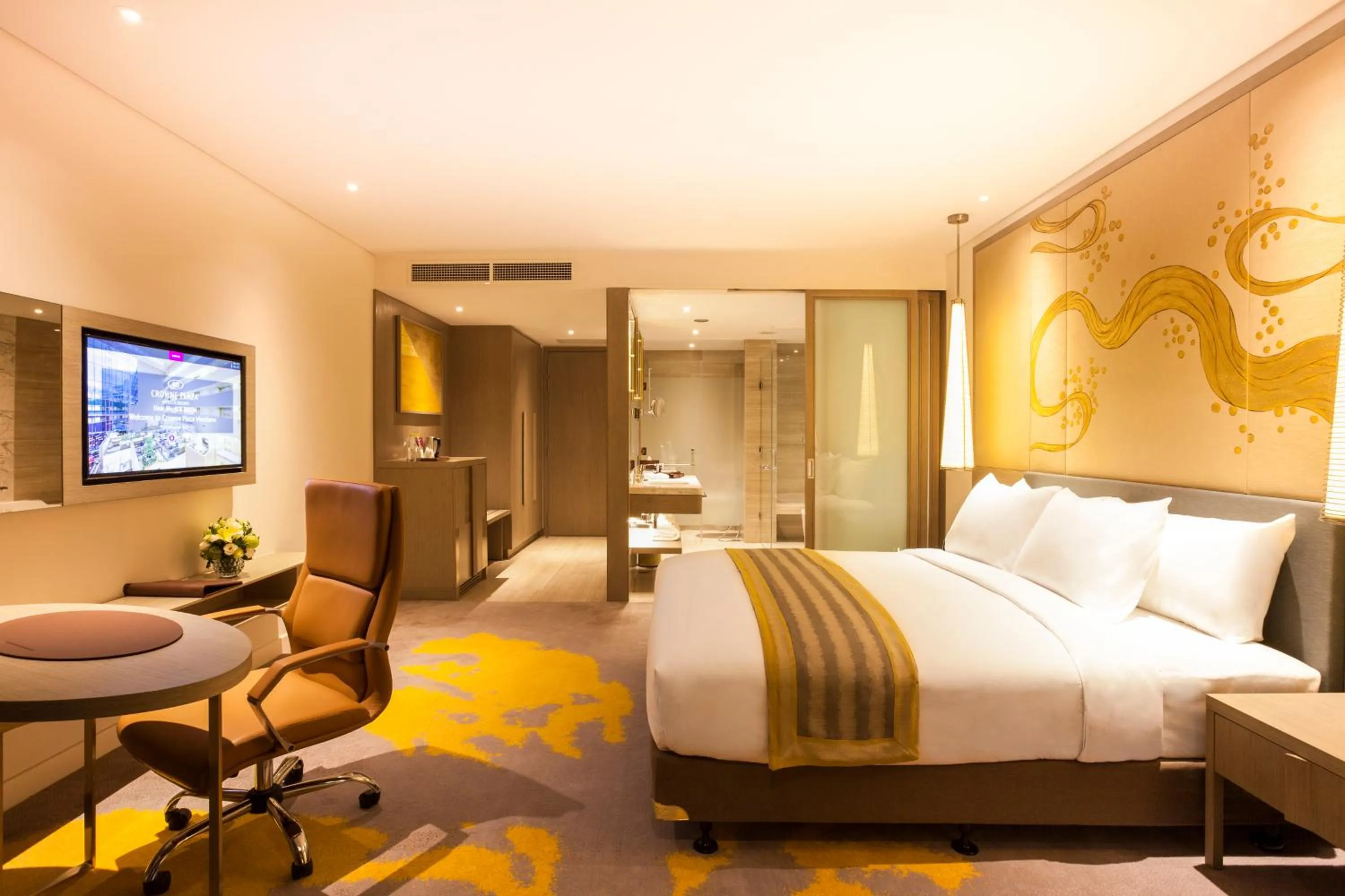Photo of the whole room, Bed in Crowne Plaza Vientiane by IHG
