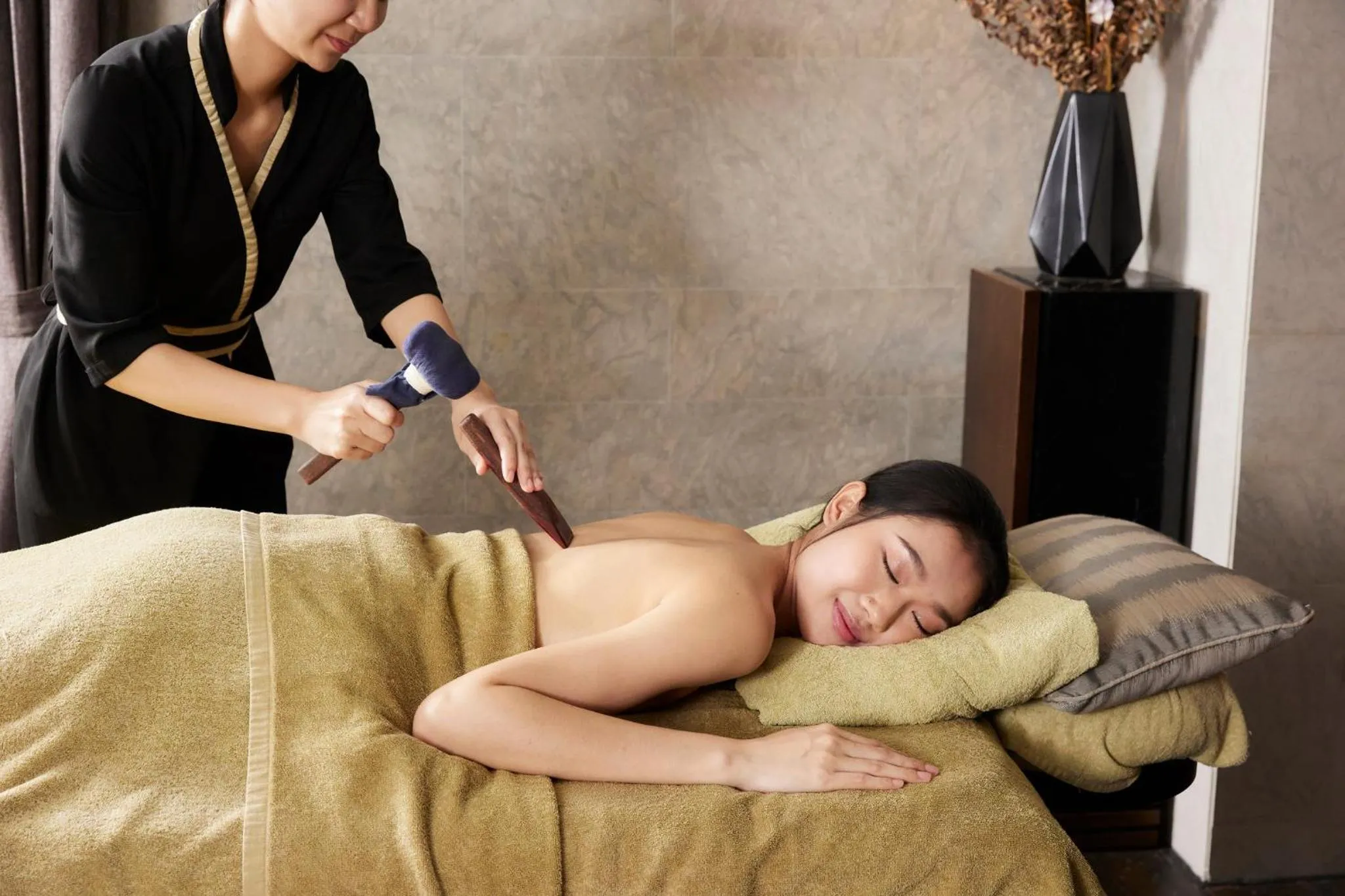 Spa and wellness centre/facilities in Crowne Plaza Vientiane by IHG