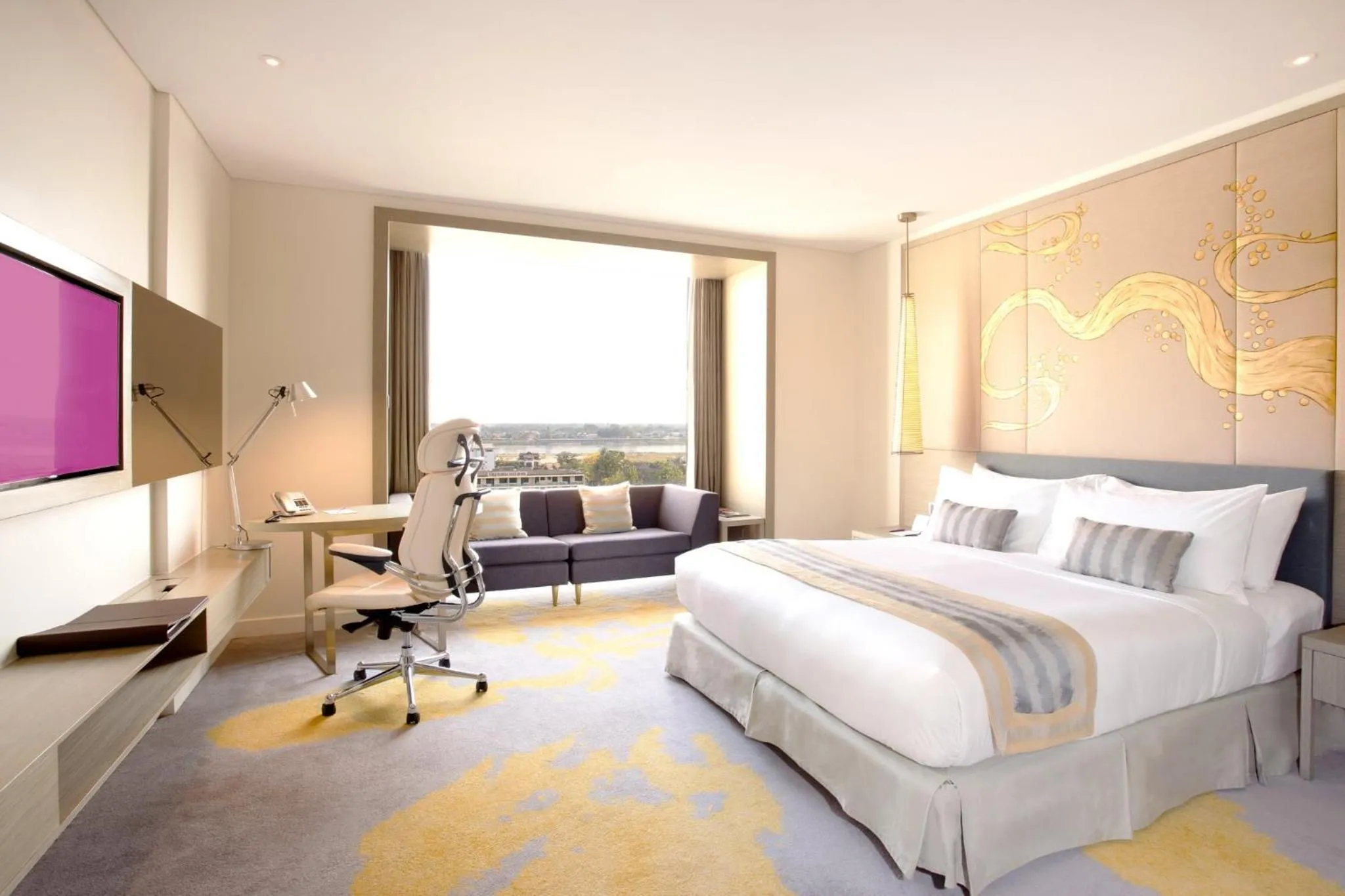 Photo of the whole room, Bed in Crowne Plaza Vientiane by IHG