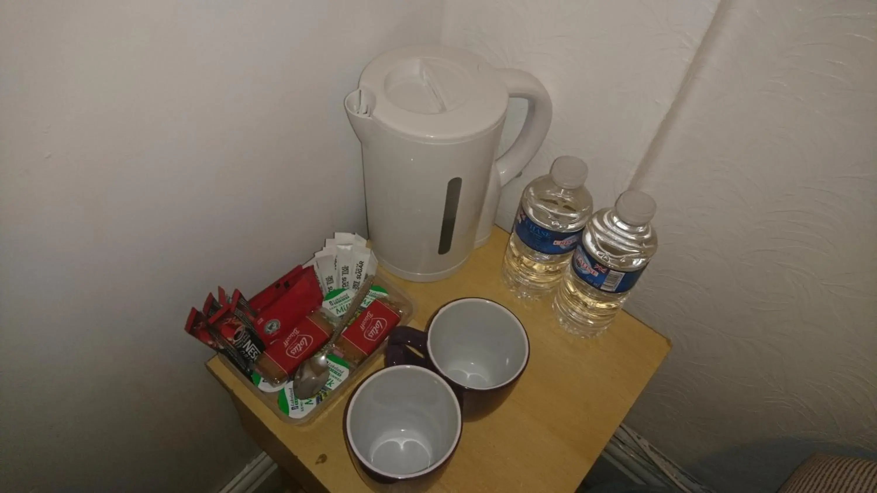 Single Room with Shared Bathroom - single occupancy in MyRoomz Orchid Hotel Single Room with Shared Bathroom - single occupancy in MyRoomz Orchid Hotel