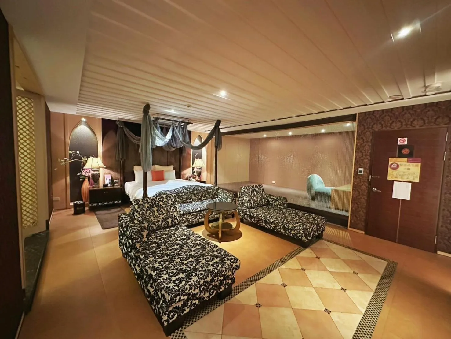 On site, Bed in Merry Day Motel Zhonghe Branch