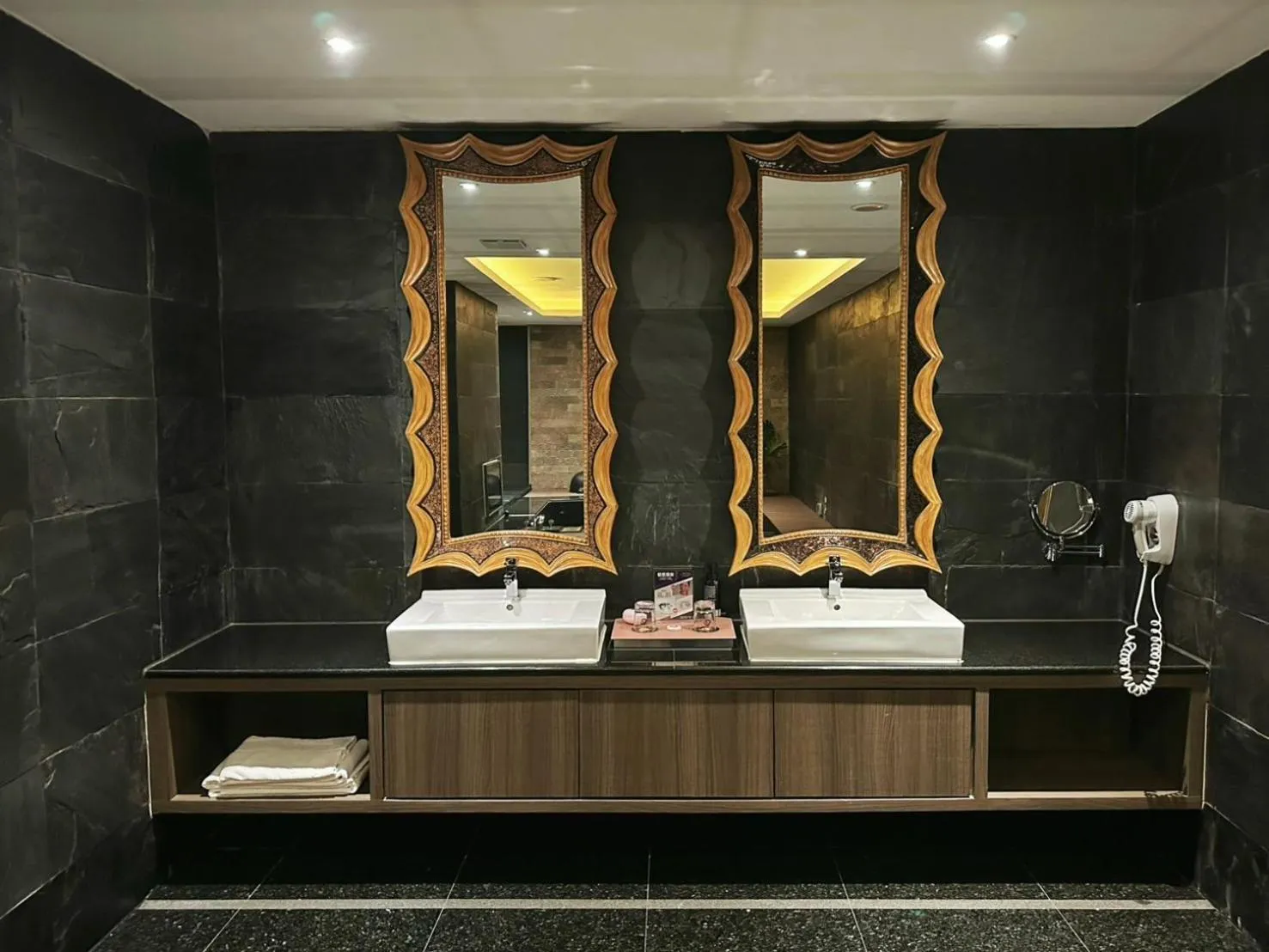 Bathroom in Merry Day Motel Zhonghe Branch