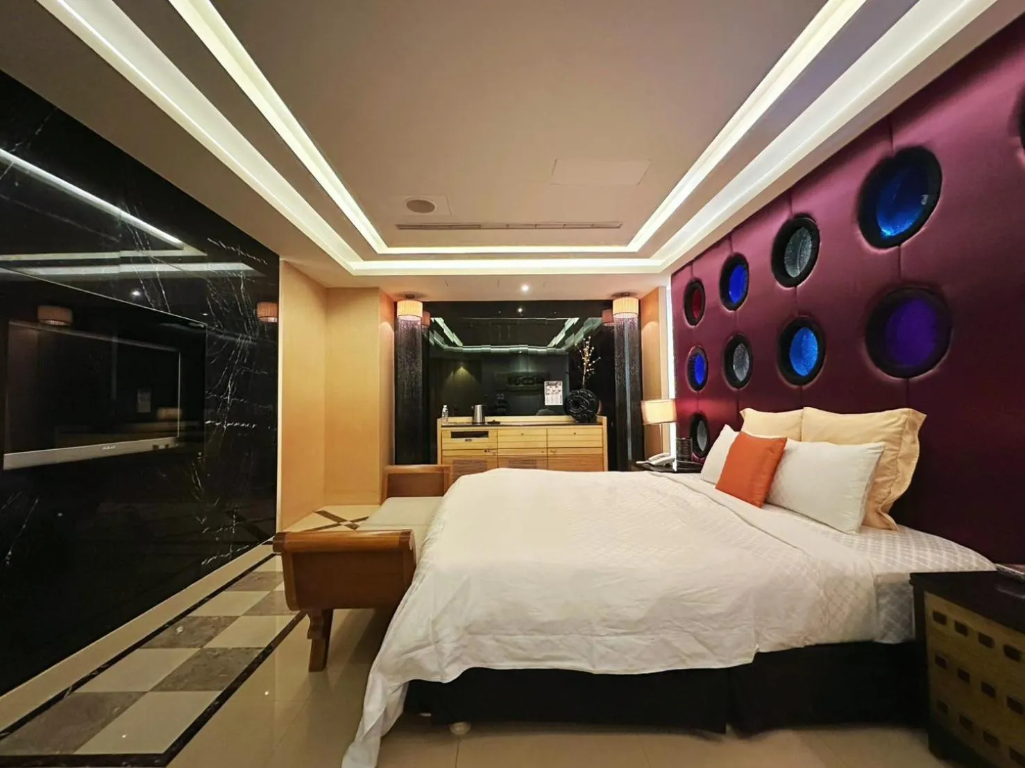 On site, Bed in Merry Day Motel Zhonghe Branch