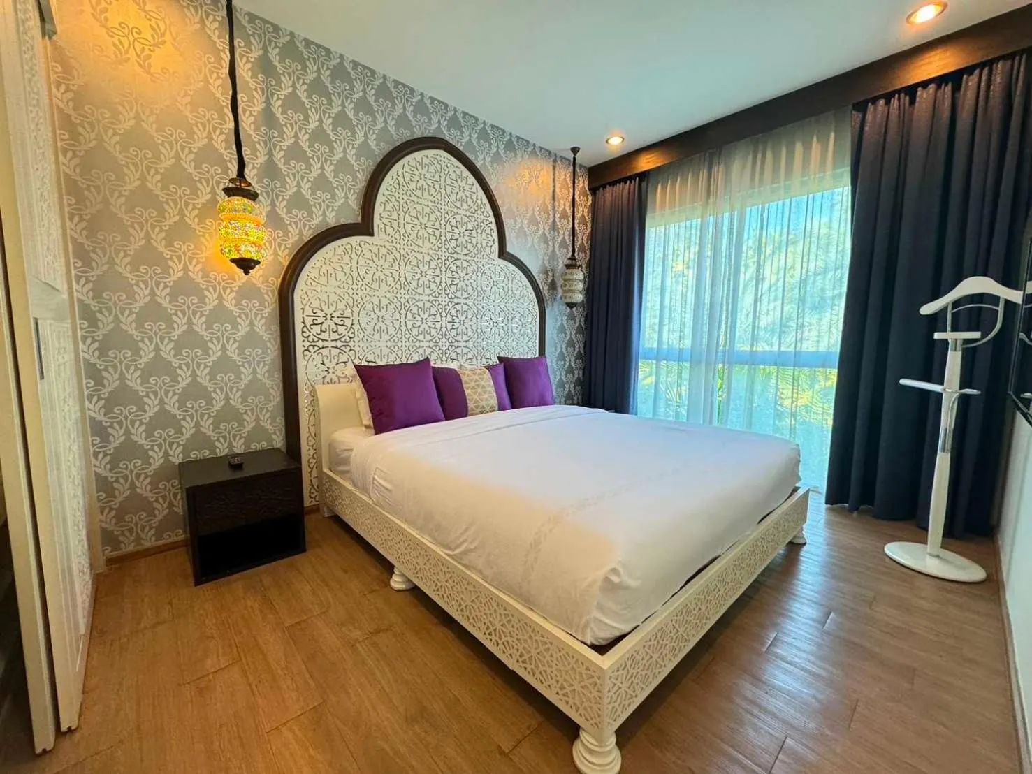 Bedroom, Bed in The Grand Morocc Hotel