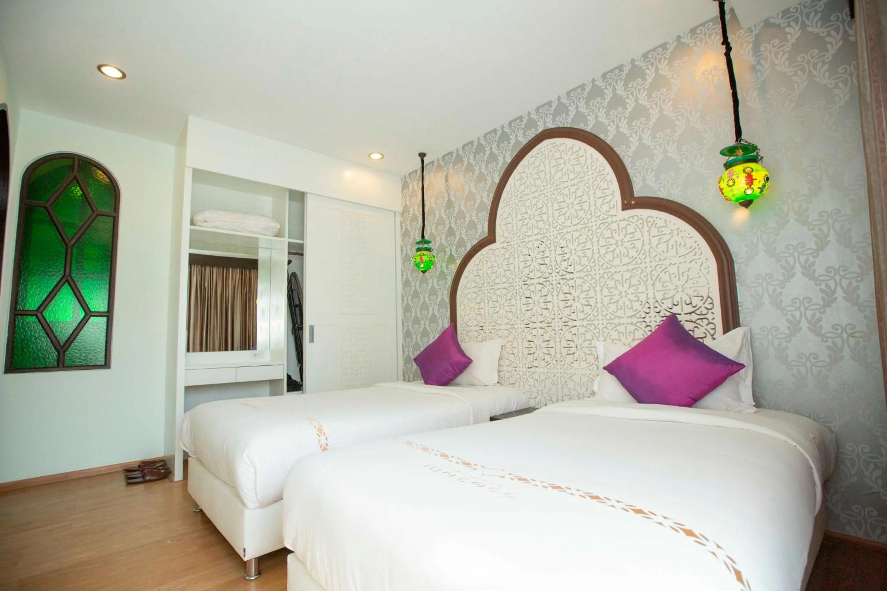 Bedroom, Bed in The Grand Morocc Hotel